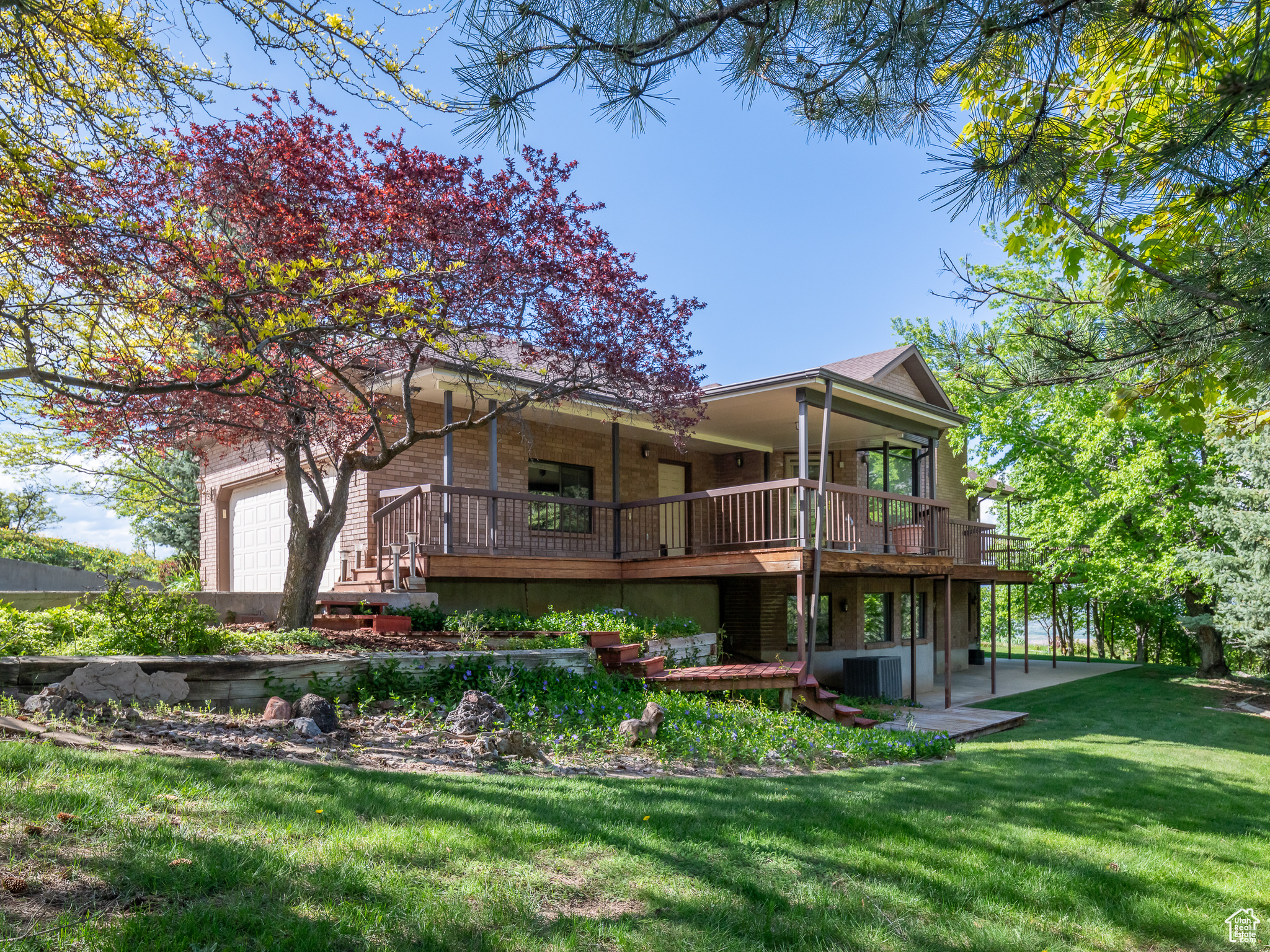 530 S OAK