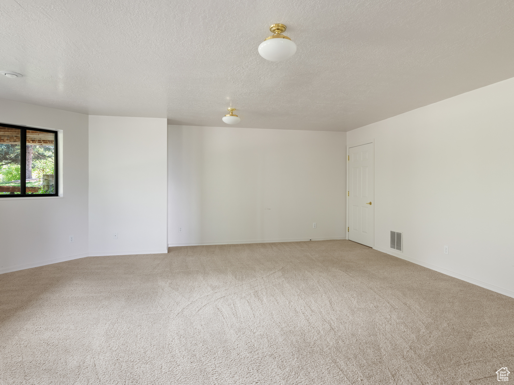 530 S OAK