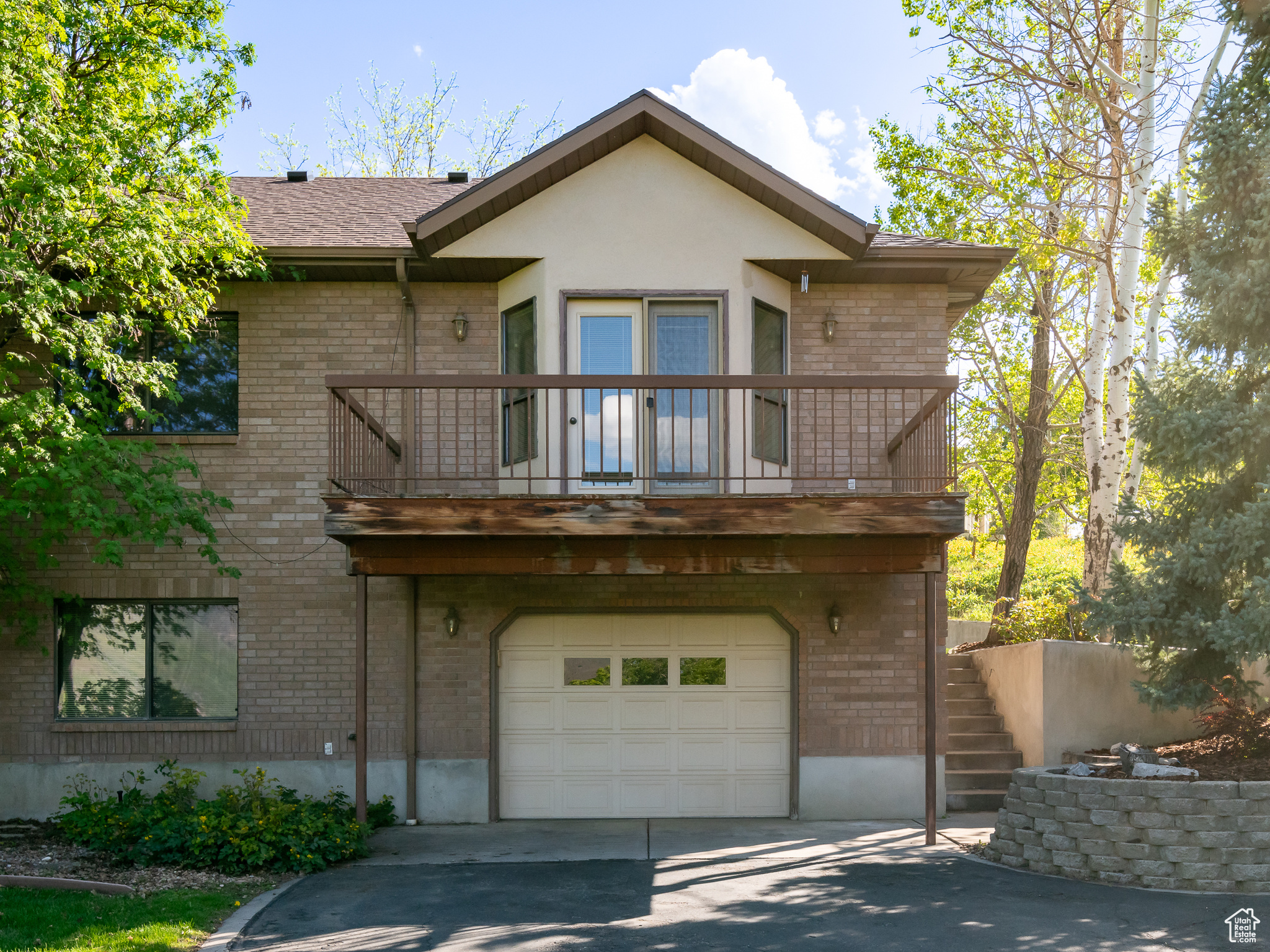 530 S OAK