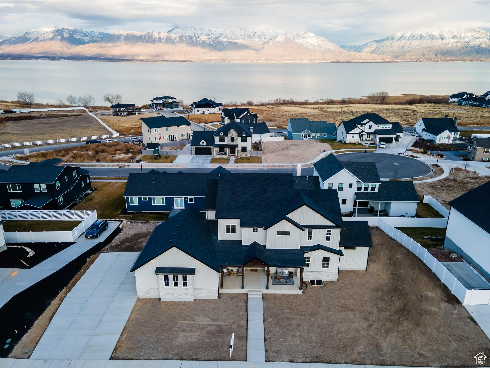 3544 S GARIBALDI WAY