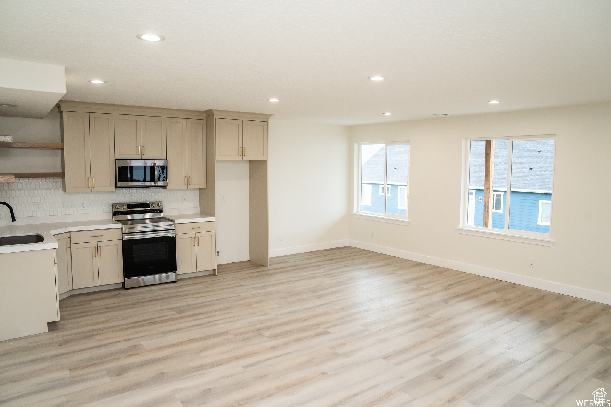 3544 S GARIBALDI WAY