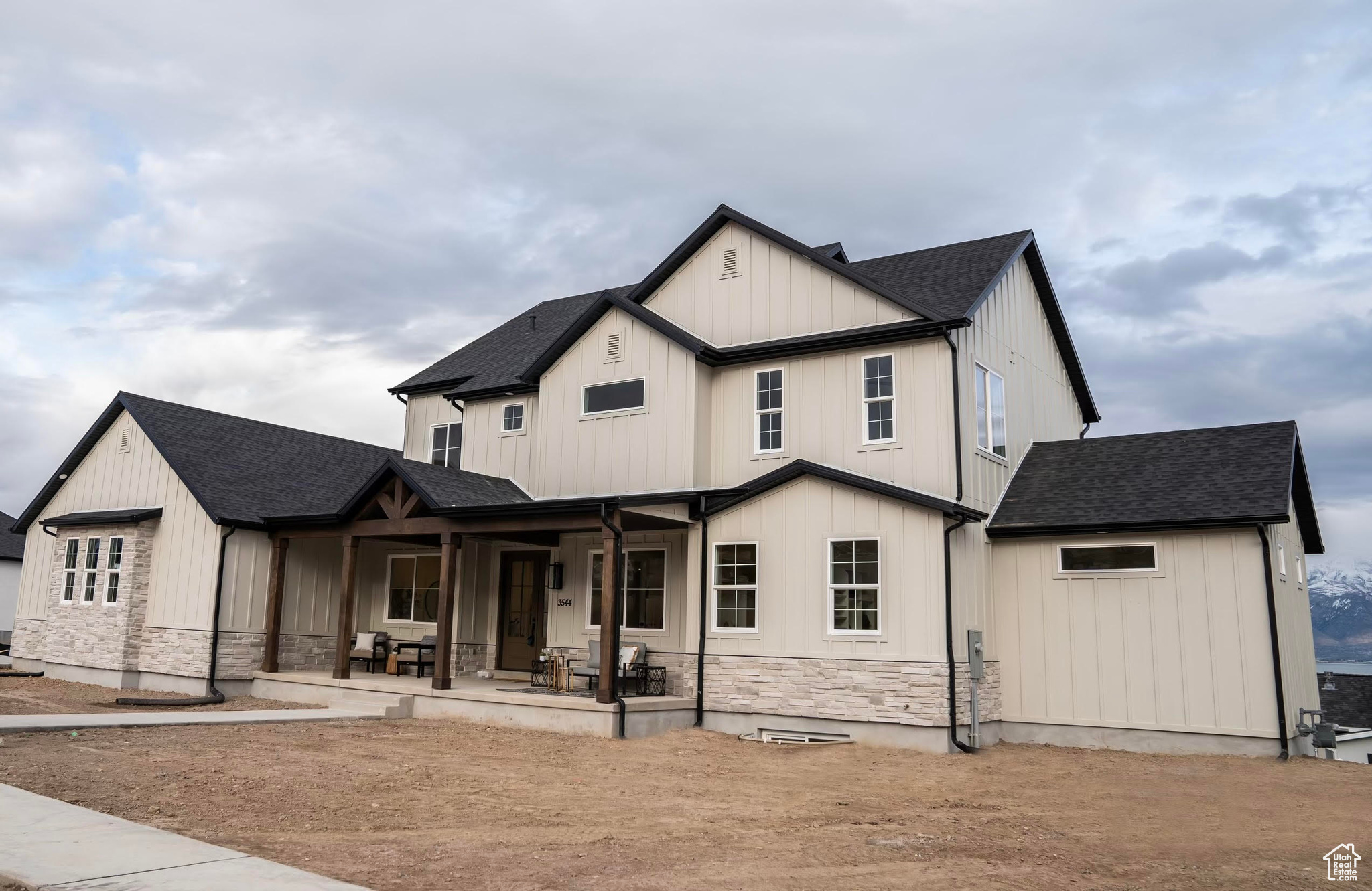 3544 S GARIBALDI WAY