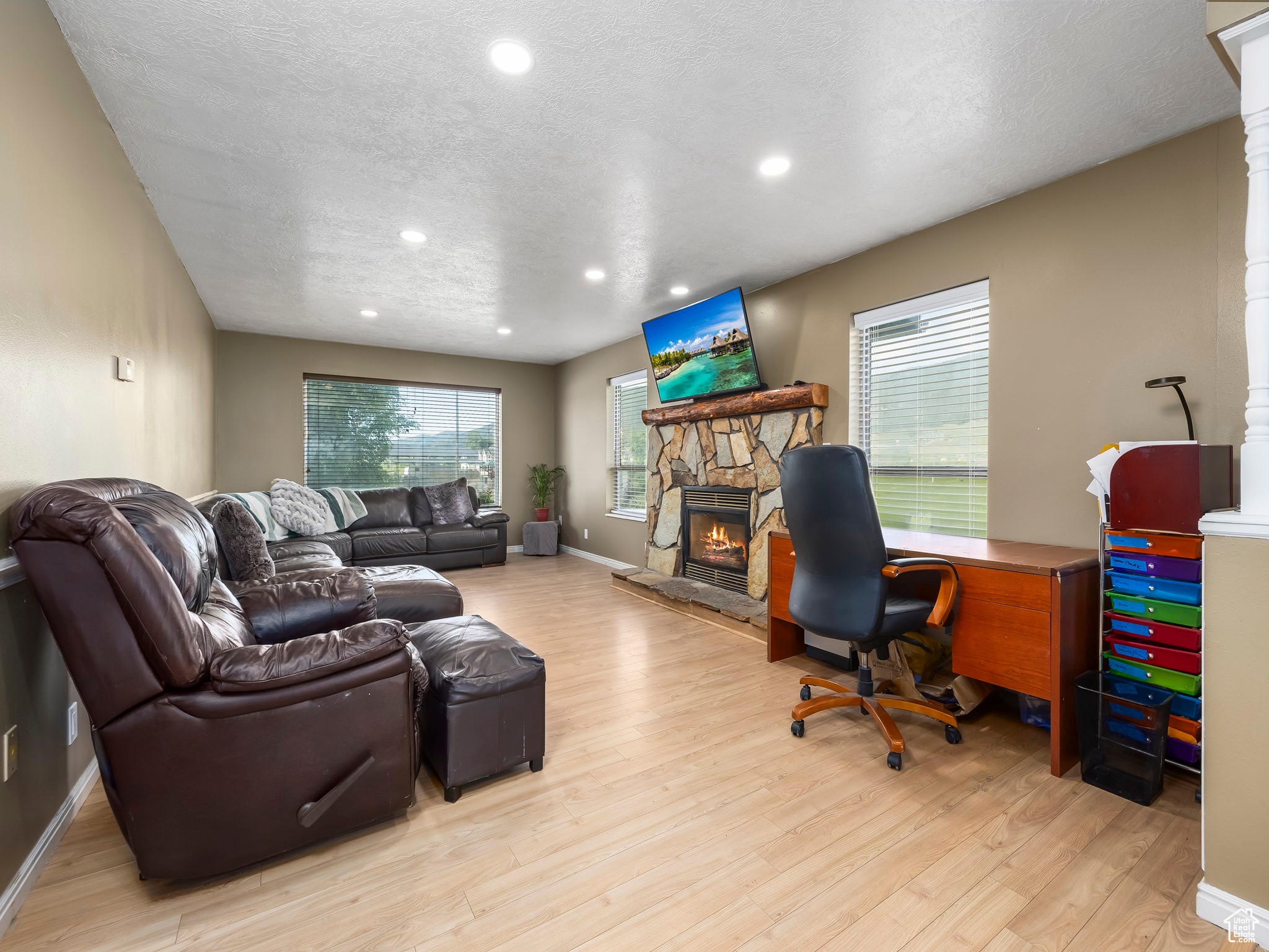 25800 N 11000 E