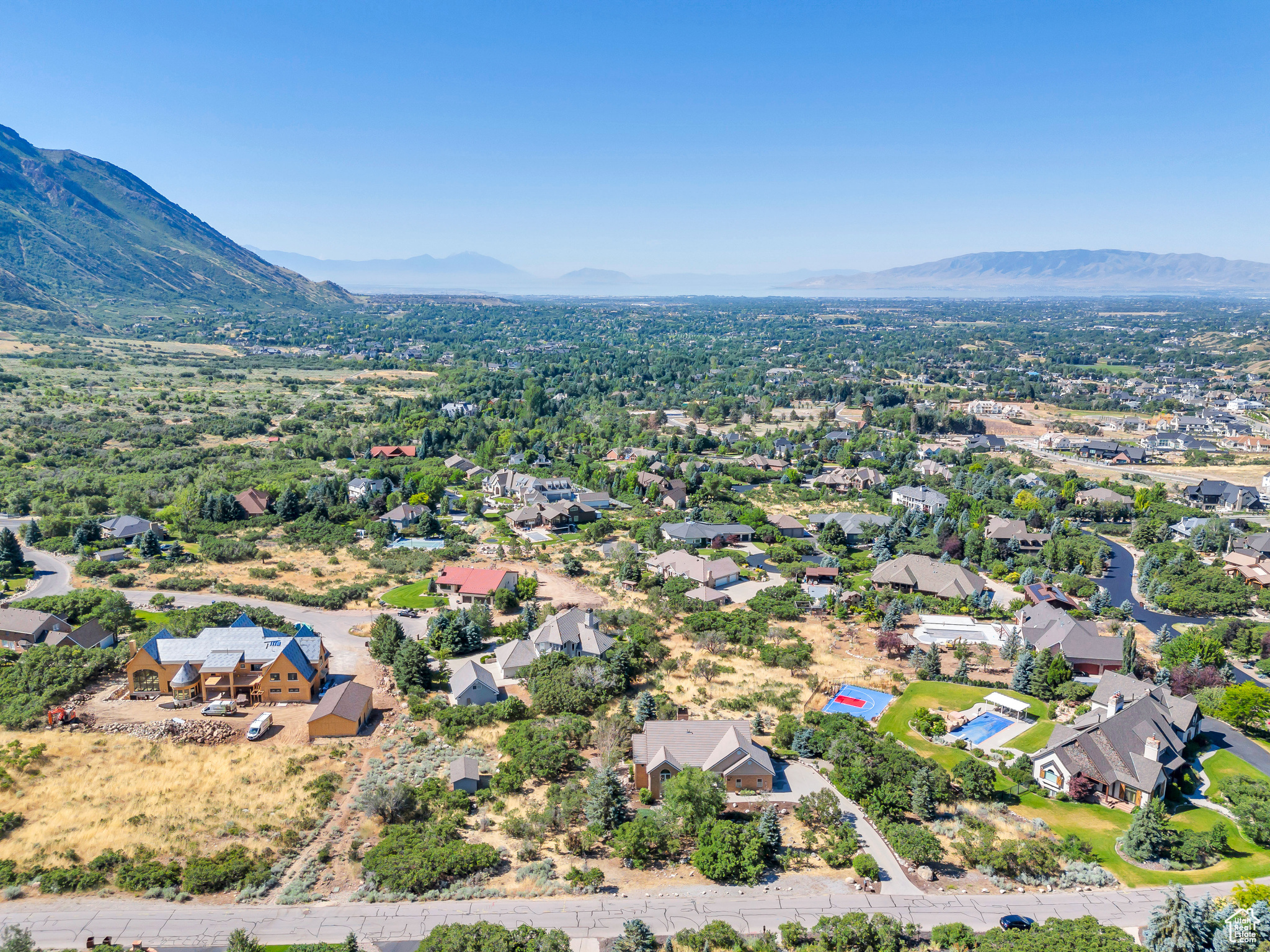 4251 ALPINE COVE DR
