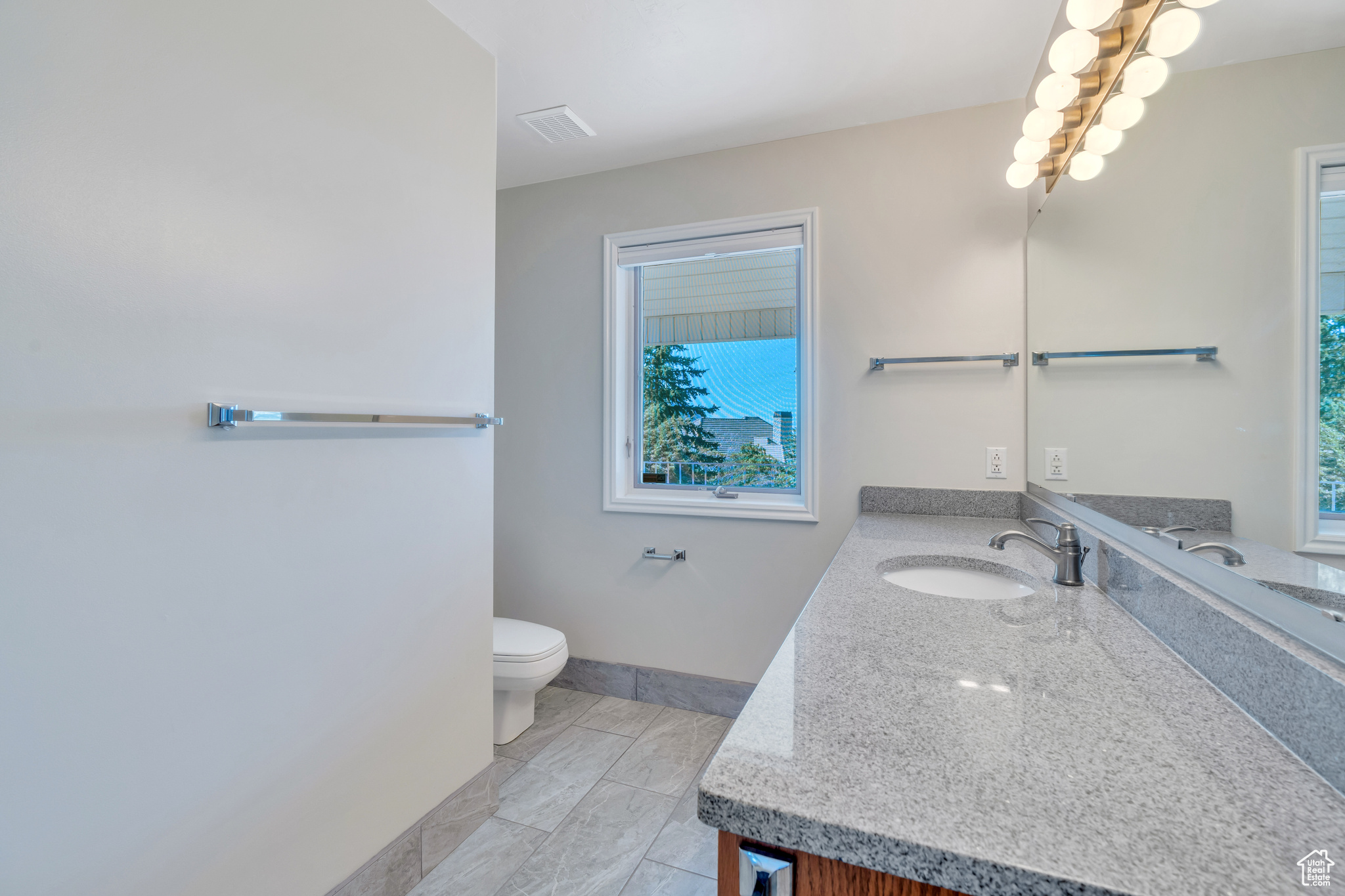 4251 ALPINE COVE DR