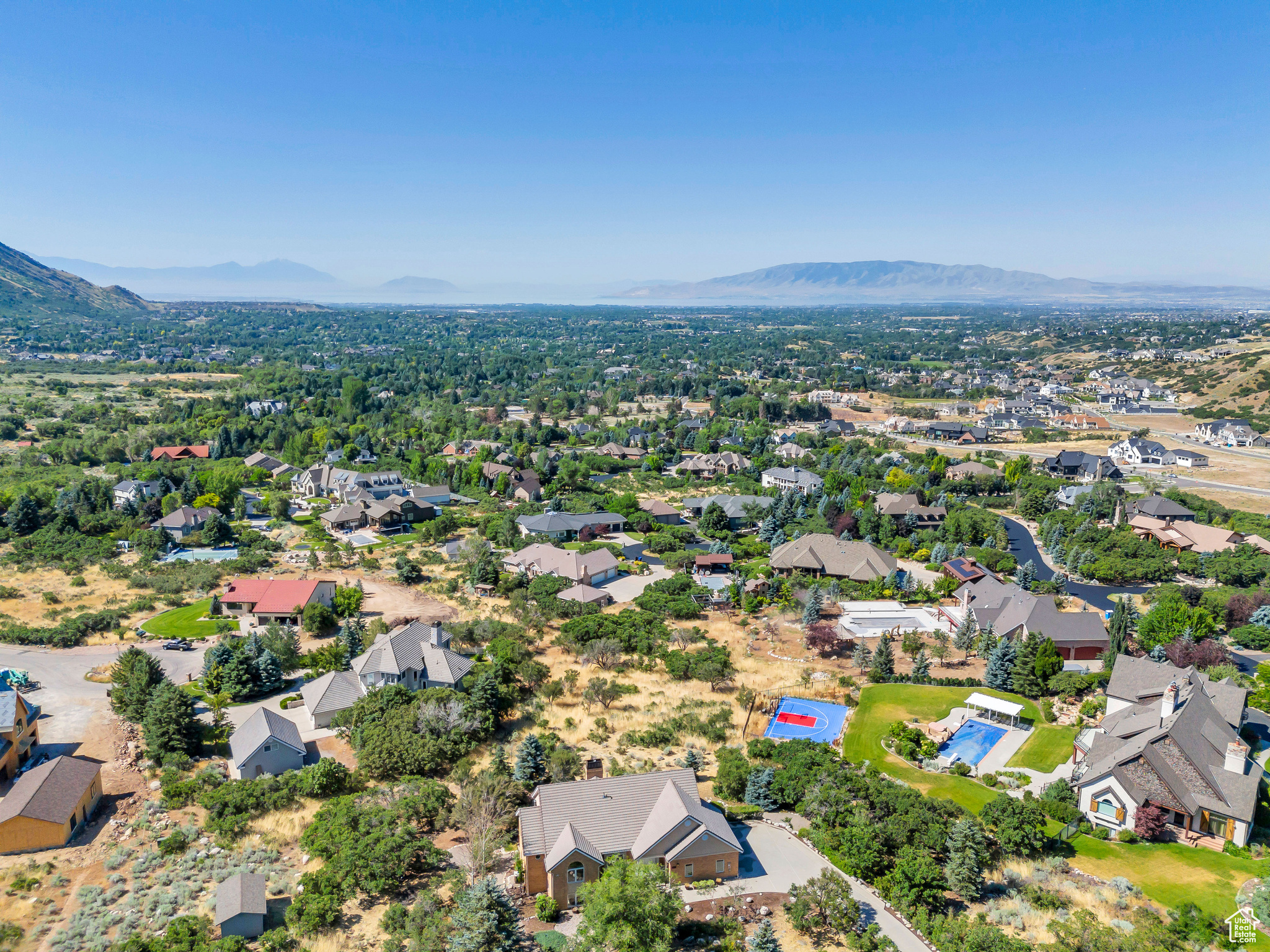 4251 ALPINE COVE DR