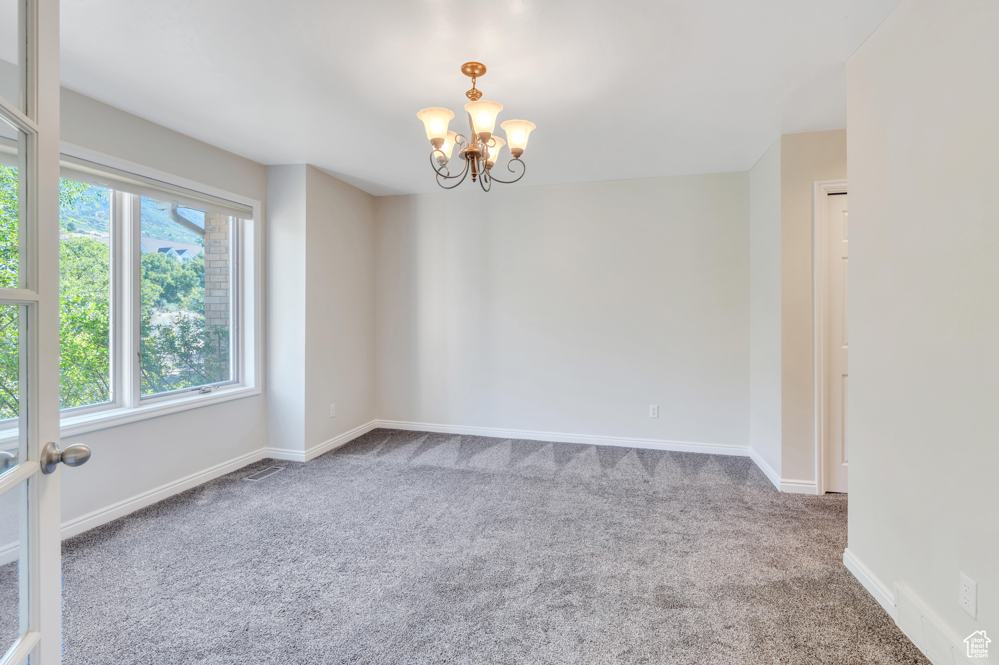 4251 ALPINE COVE DR