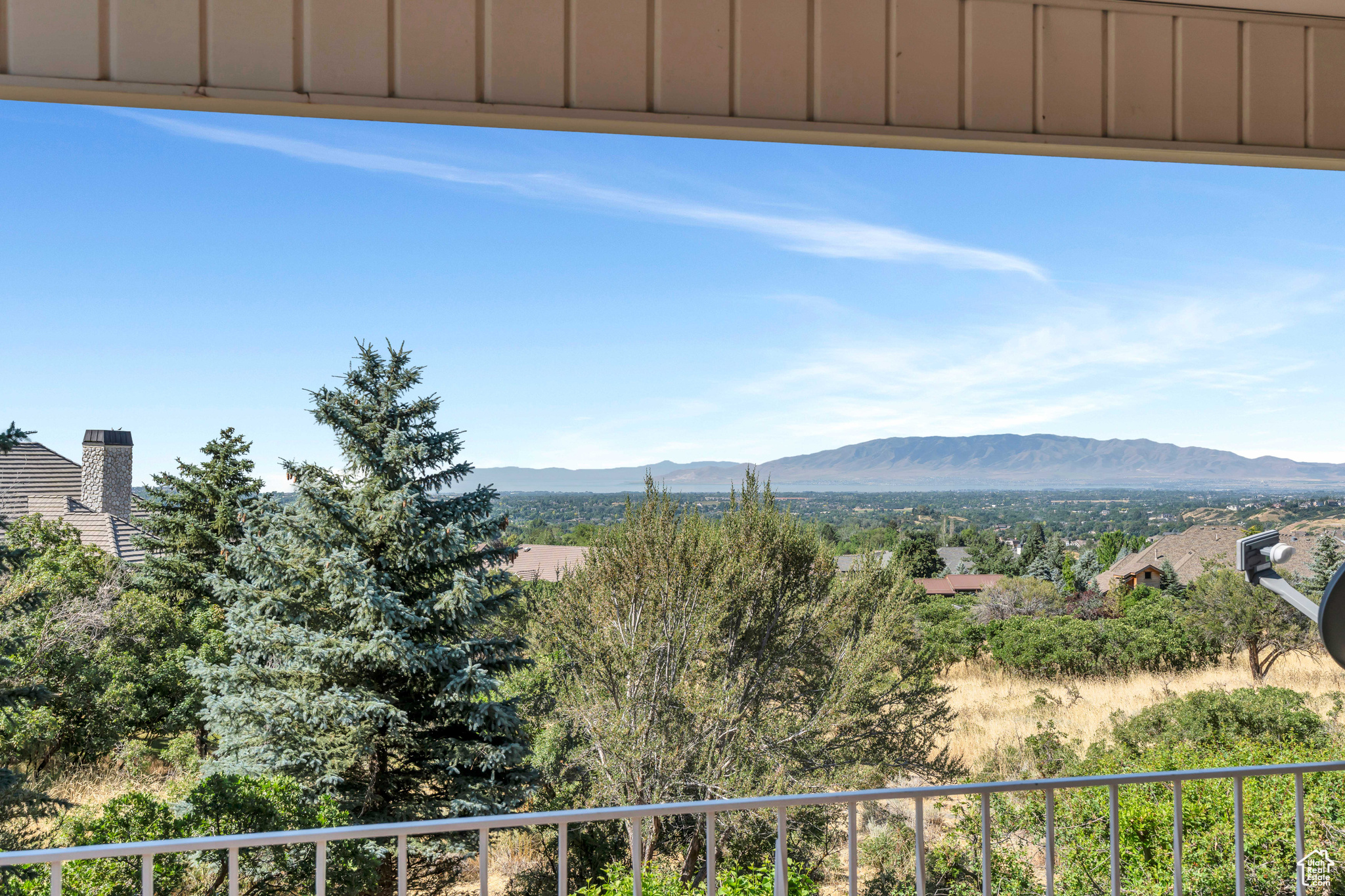 4251 ALPINE COVE DR