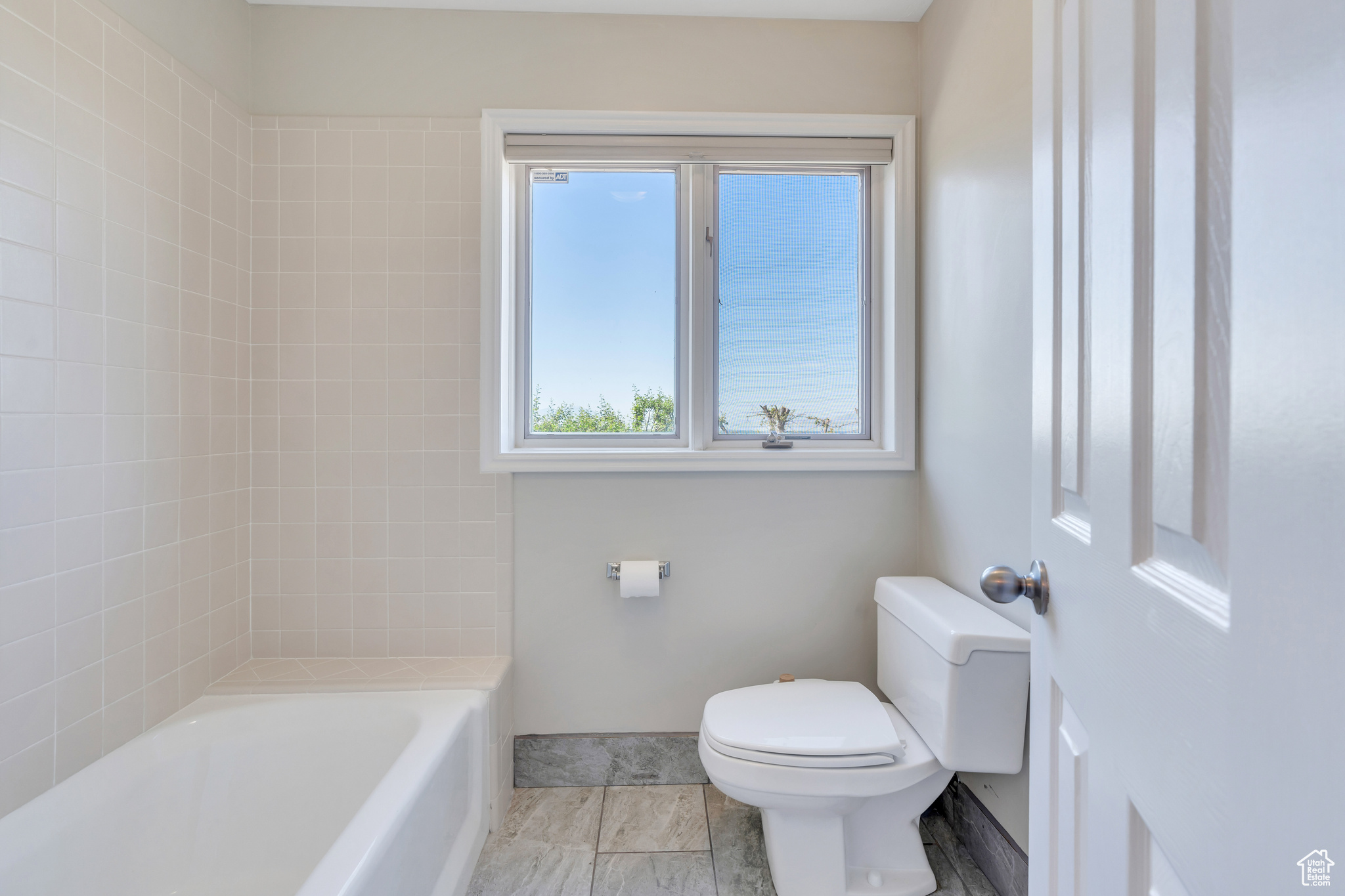 4251 ALPINE COVE DR