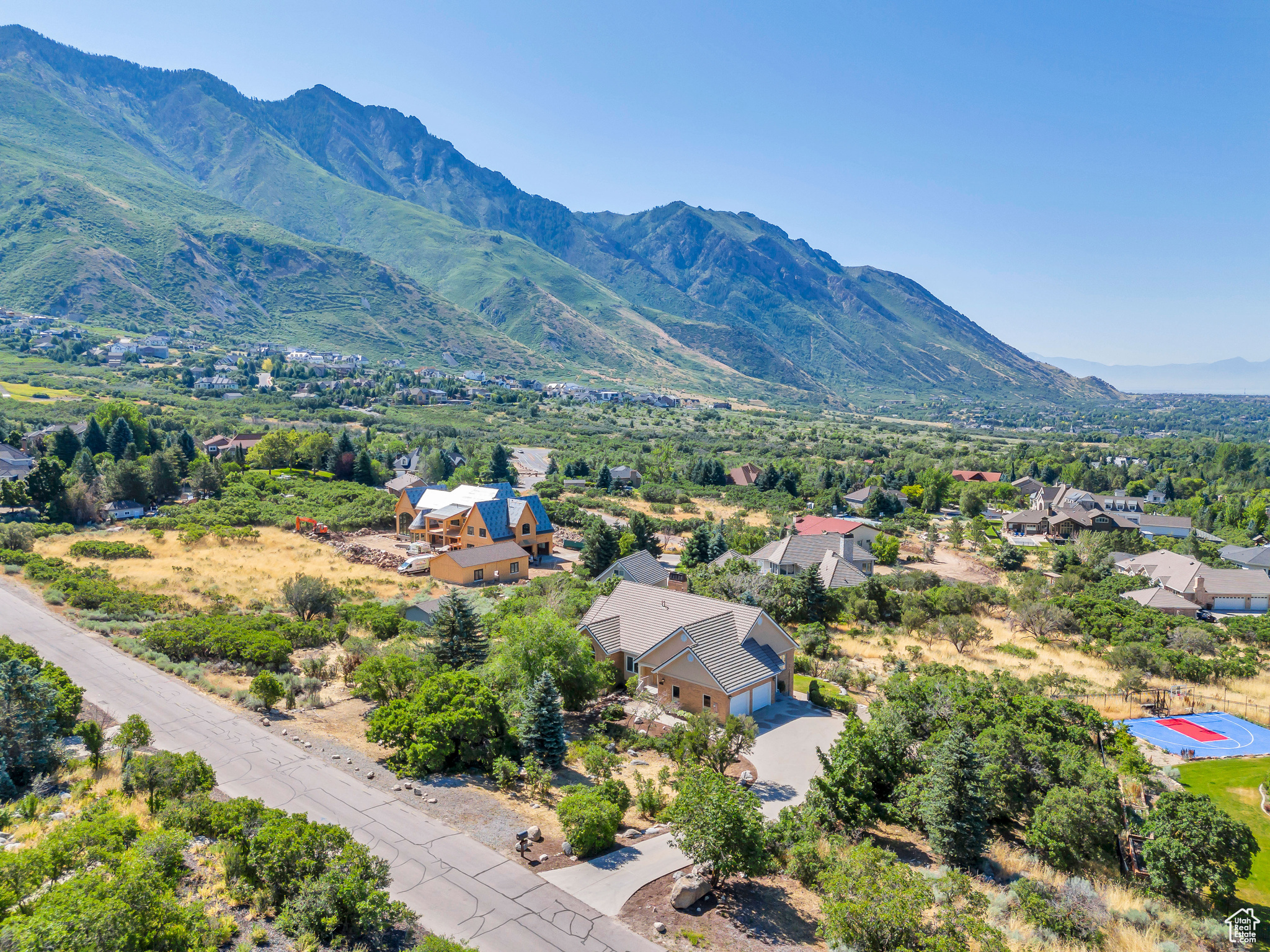 4251 ALPINE COVE DR