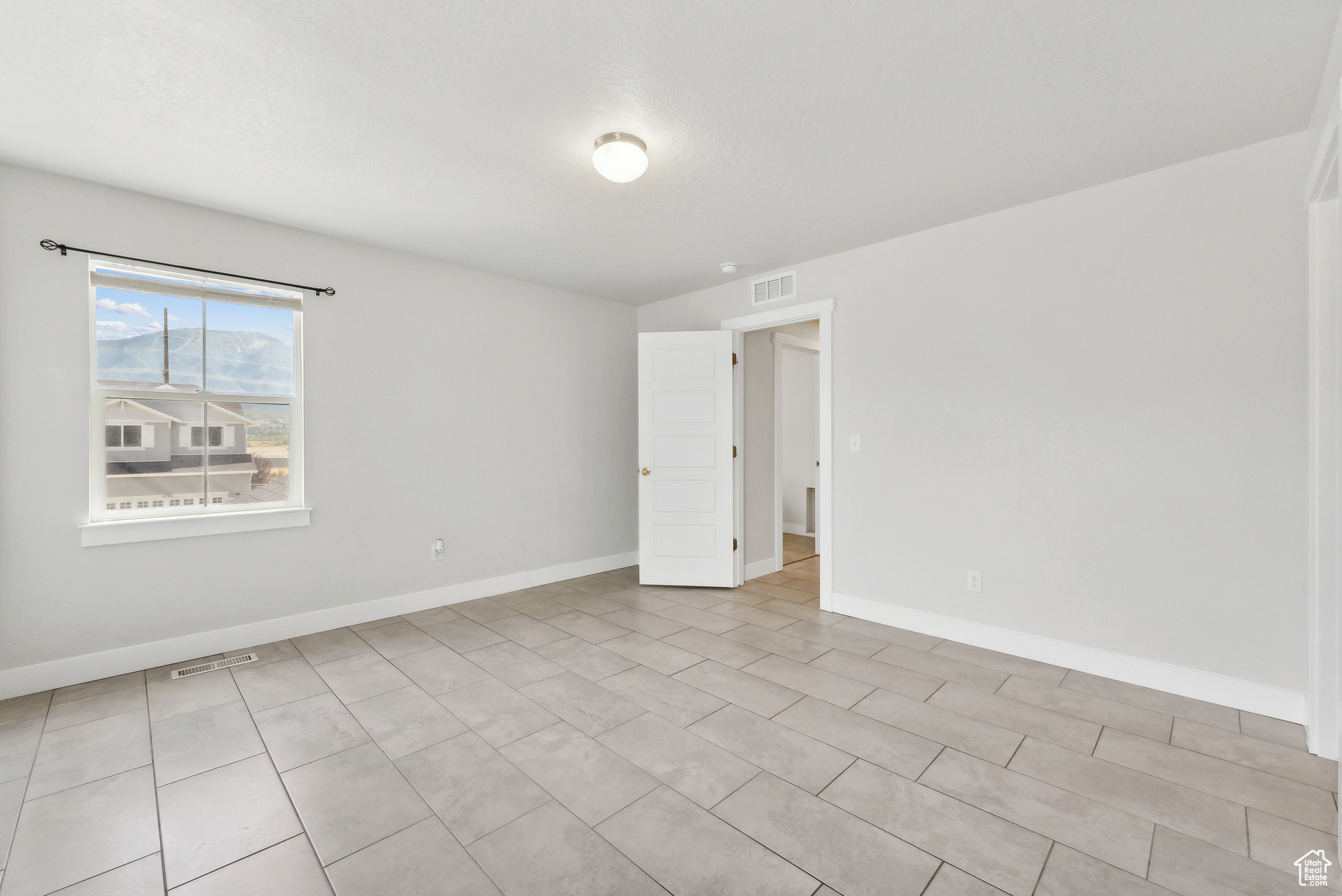 1291 E 1470 CIR #301
