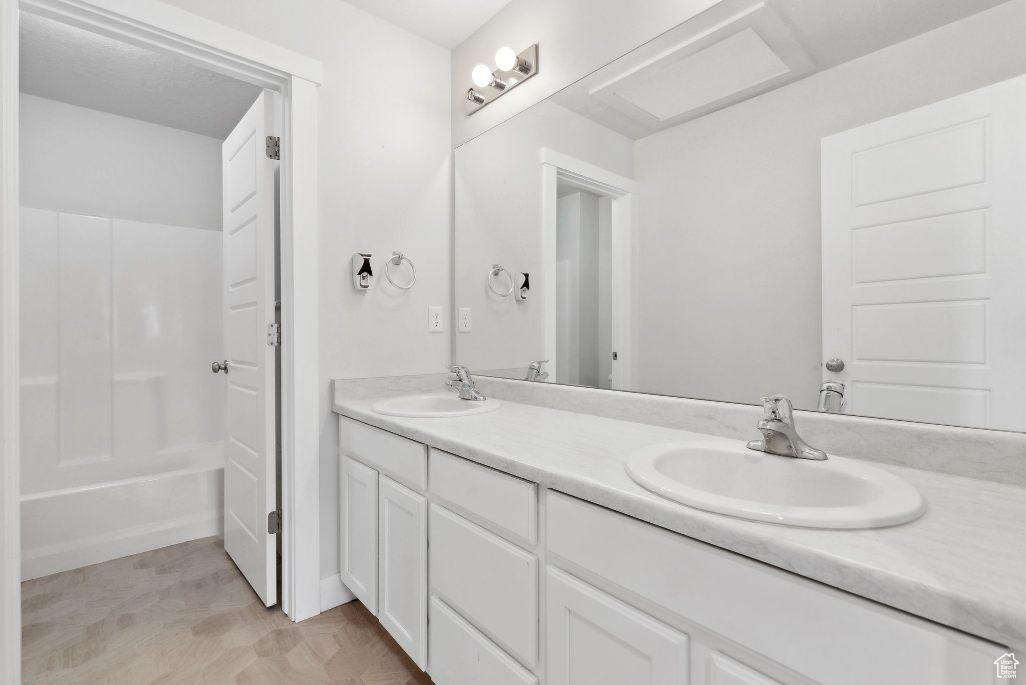1291 E 1470 CIR #301