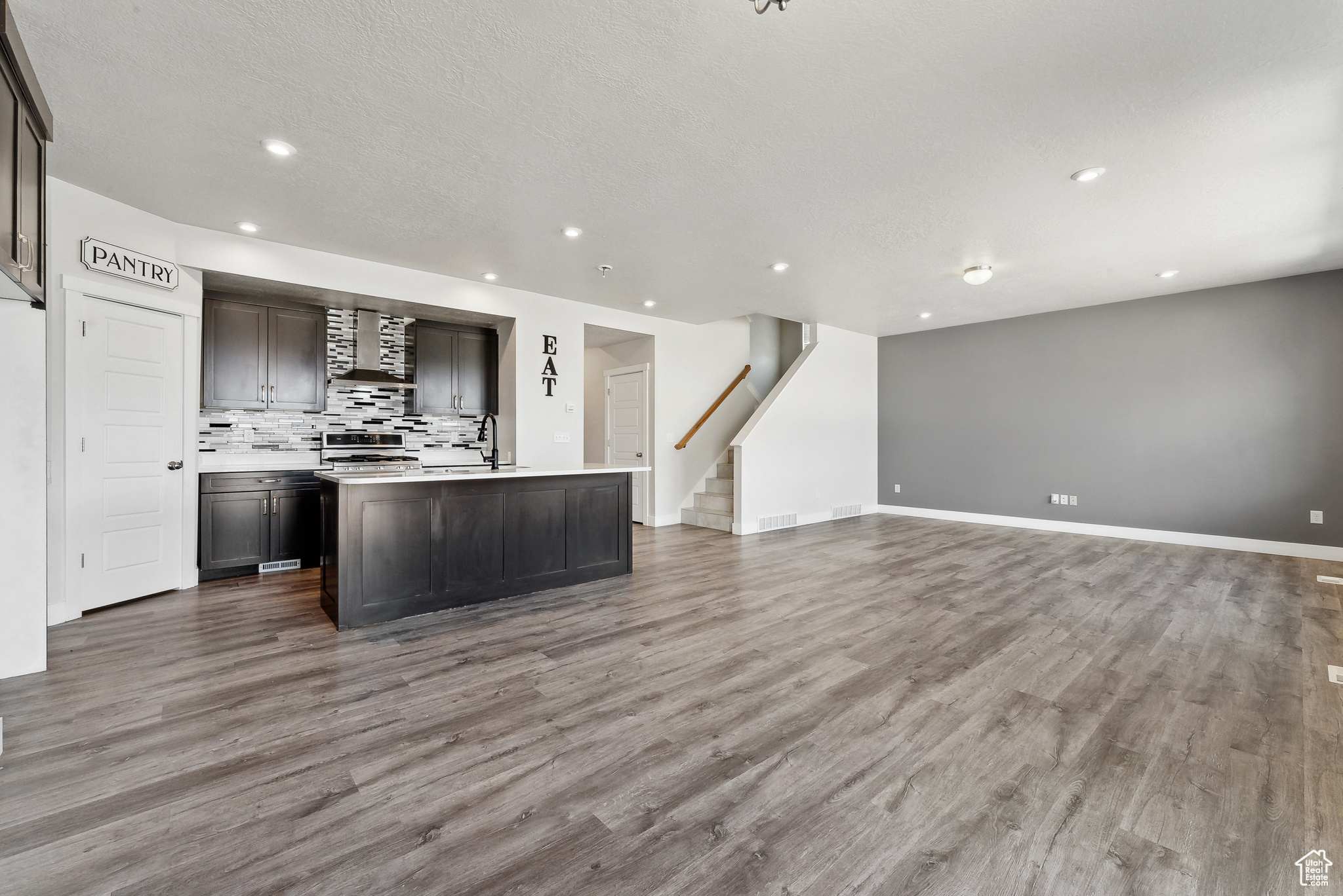 1291 E 1470 CIR #301