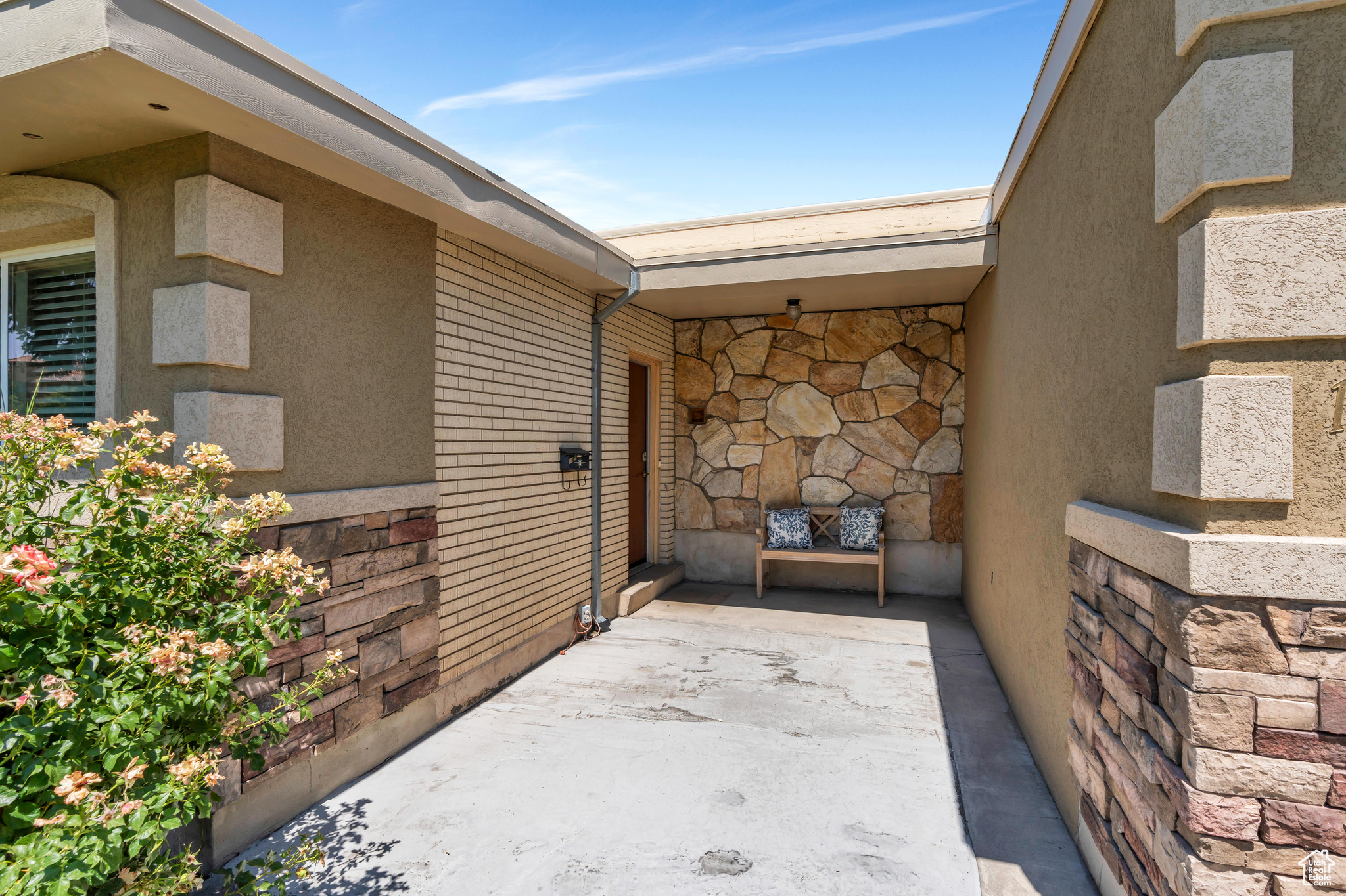1889 TERRACE DR