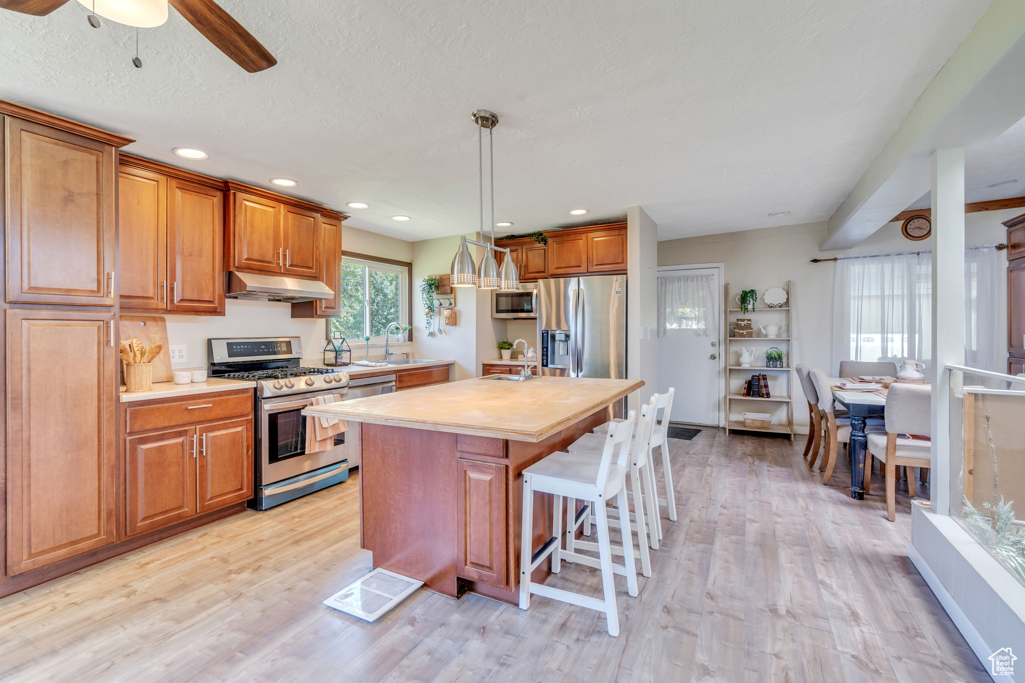 1889 TERRACE DR
