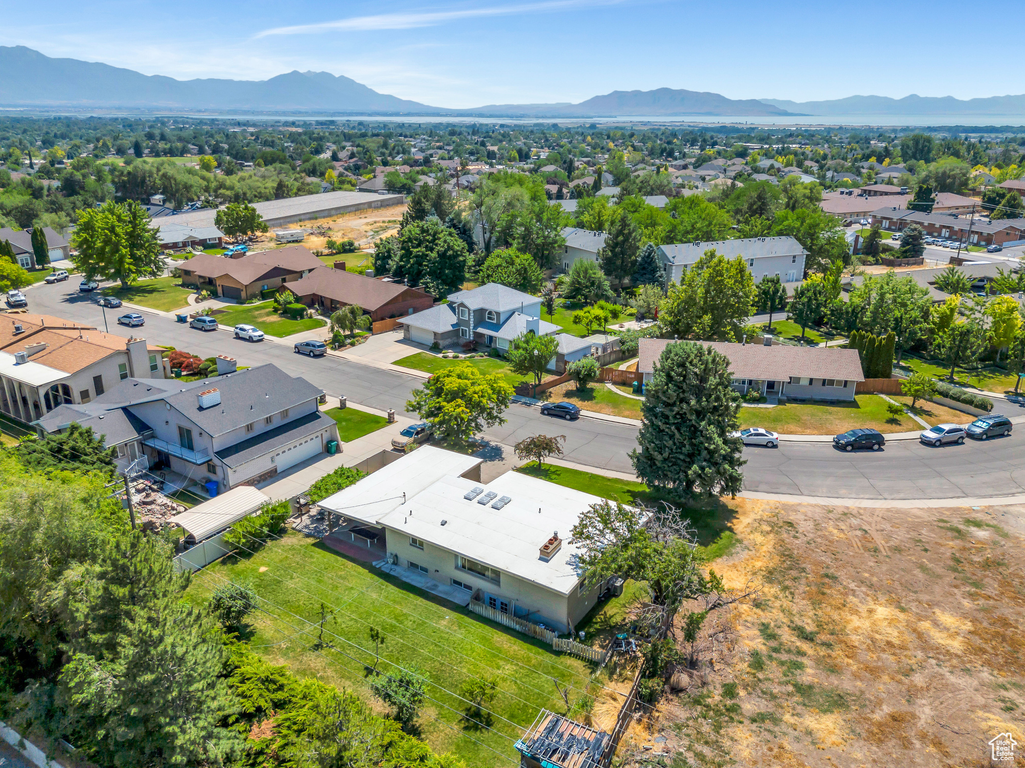 1889 TERRACE DR
