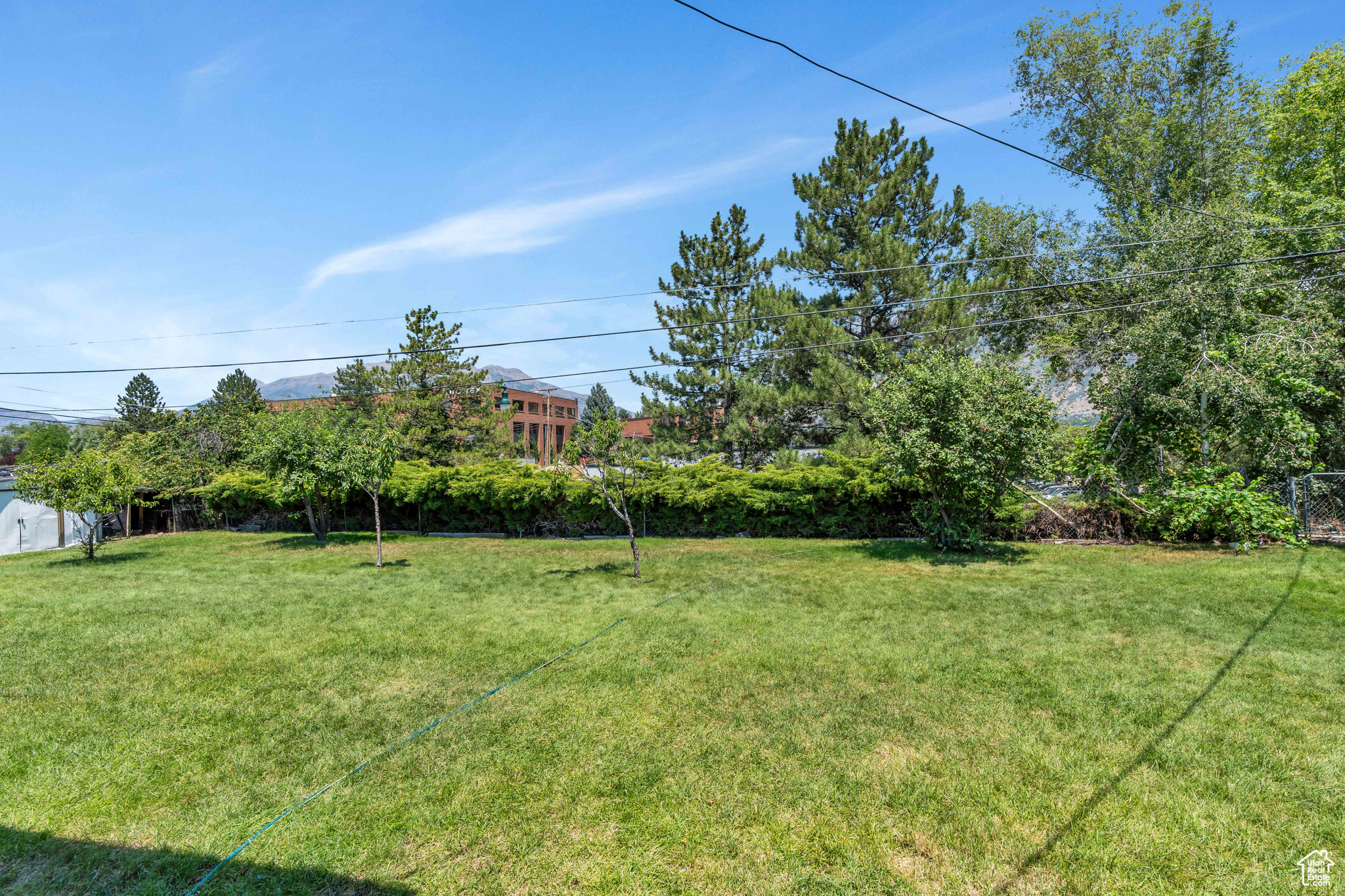 1889 TERRACE DR