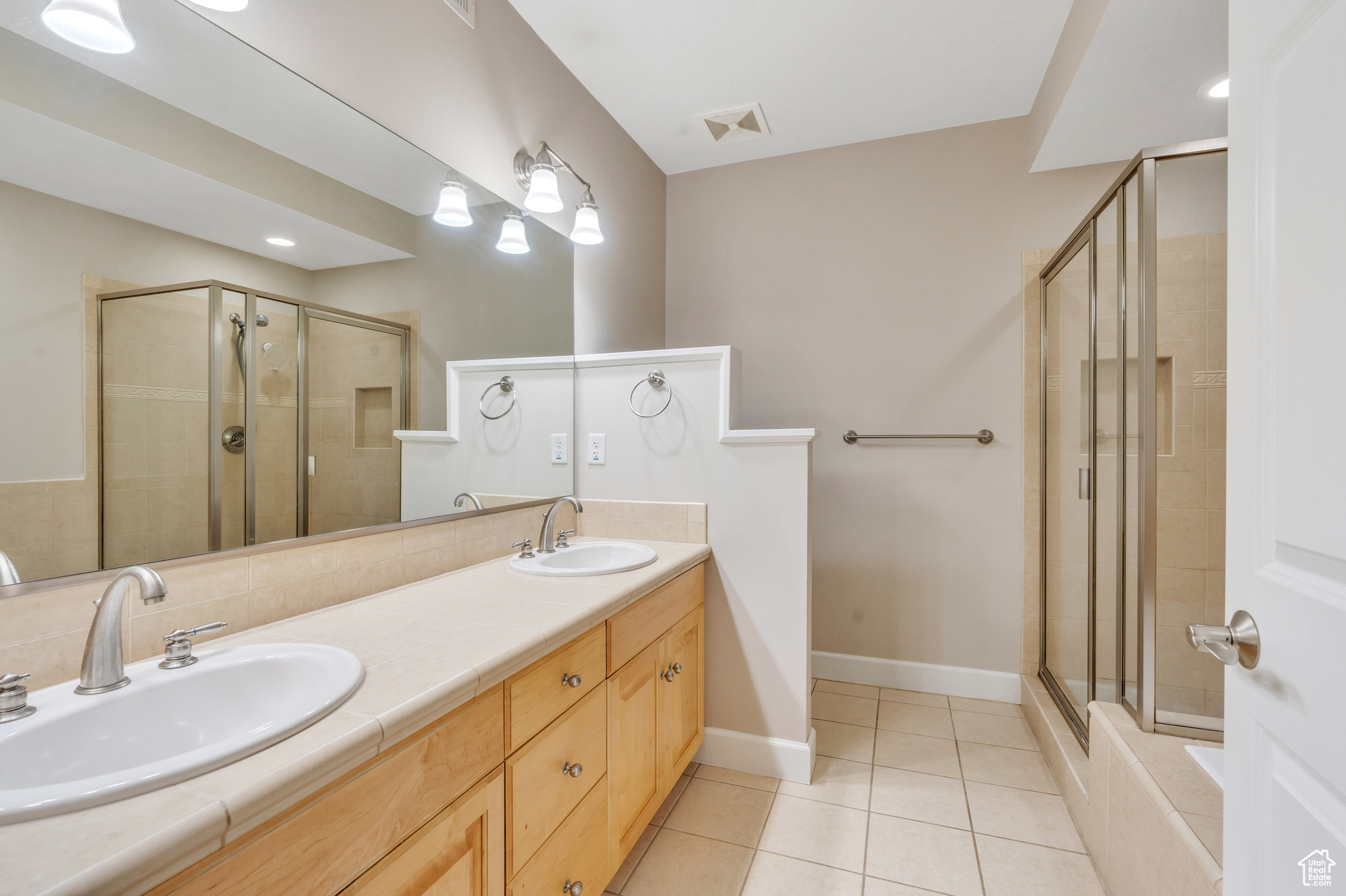 133 W NORTHWOOD LN #203