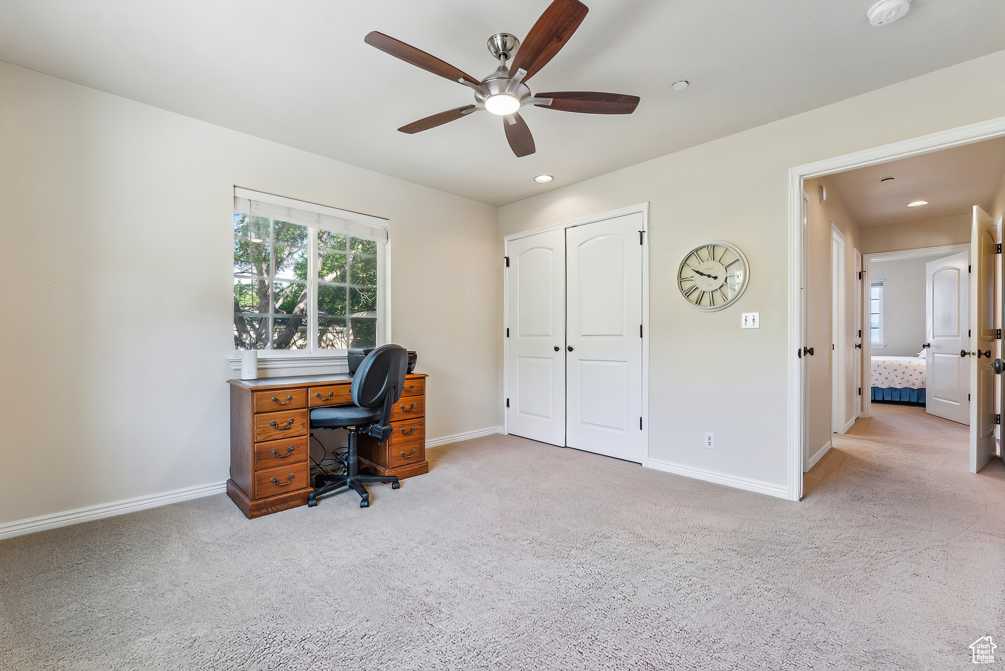 360 W VALLEY VIEW CIR
