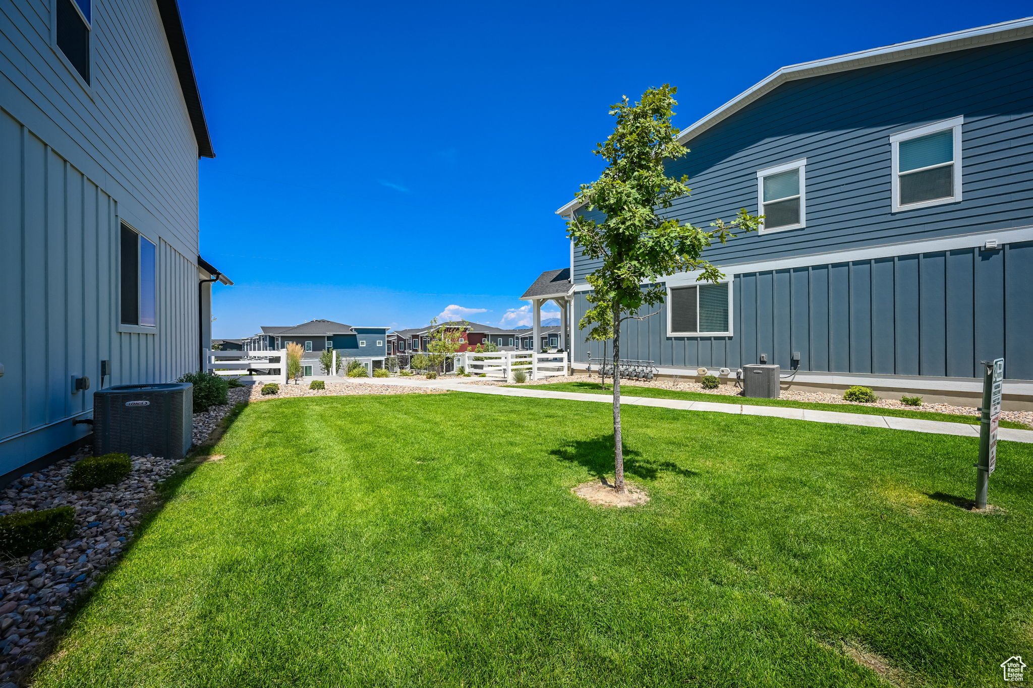 1161 W EARLY LIGHT WAY
