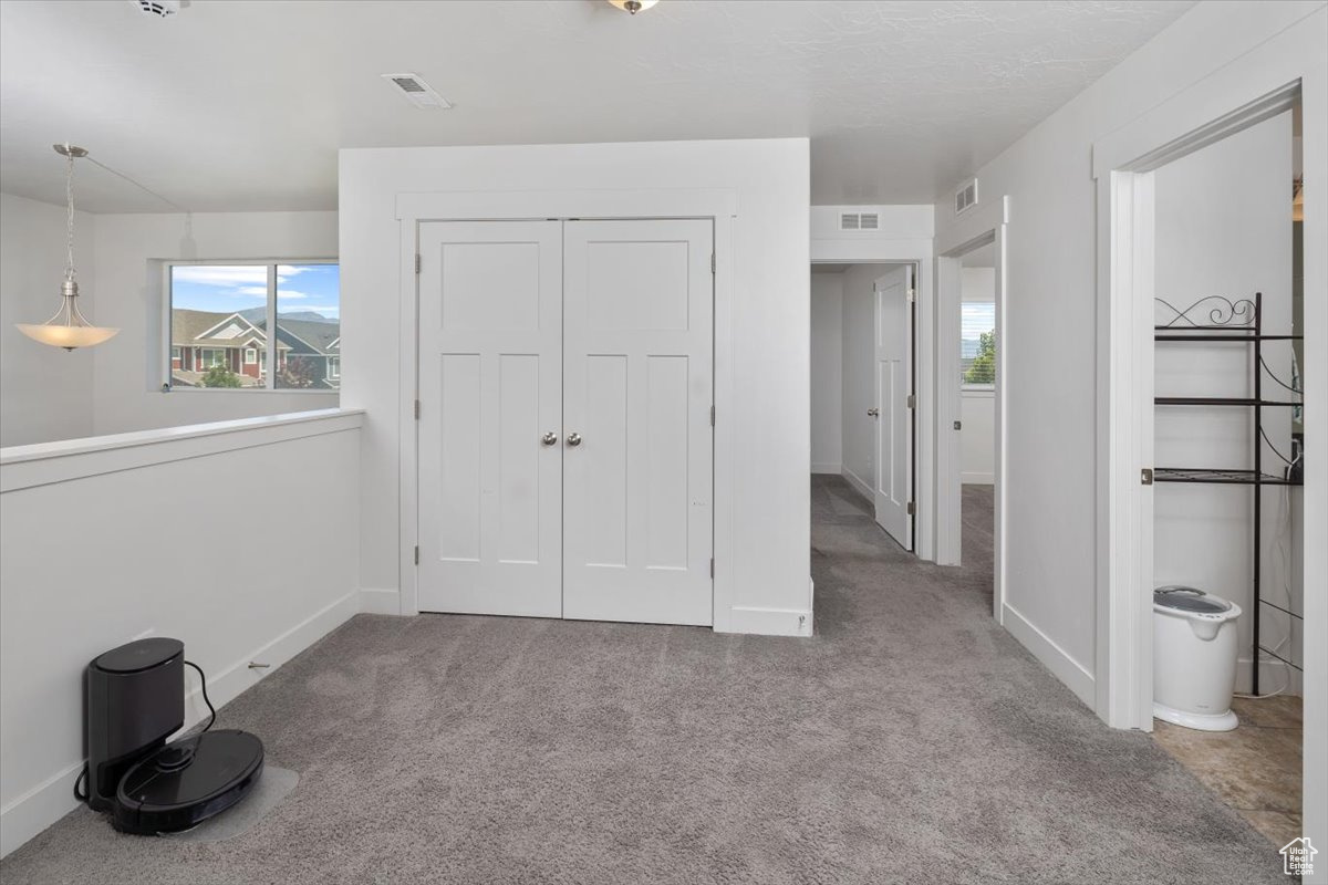 7687 N KINGS CANYON RD
