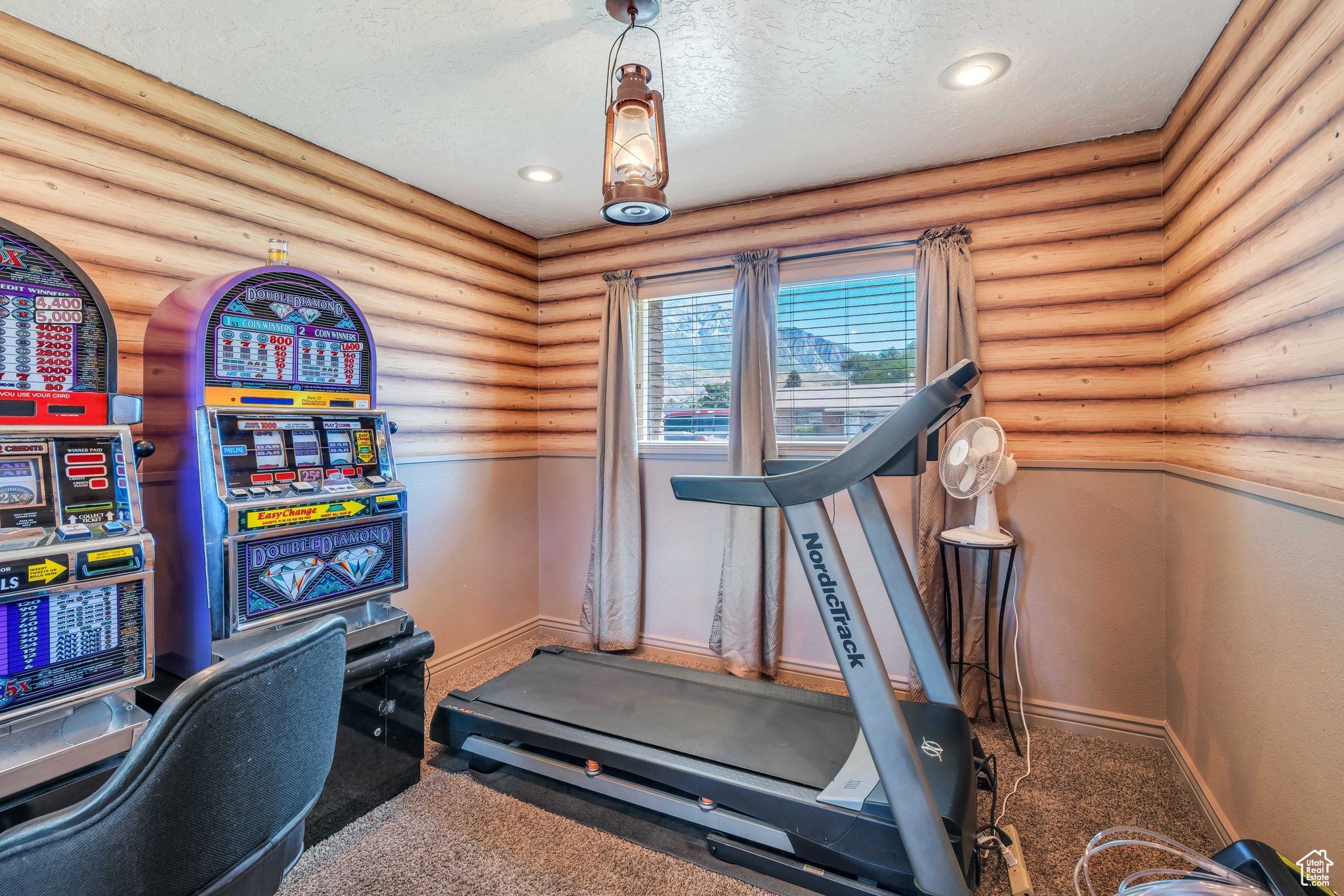 673 ORCHARD DR