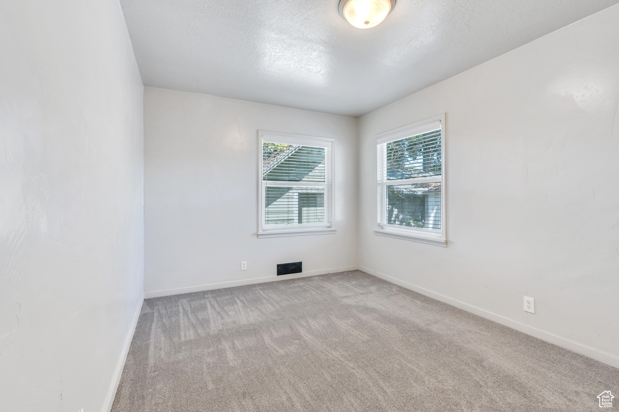 481 N 900 W