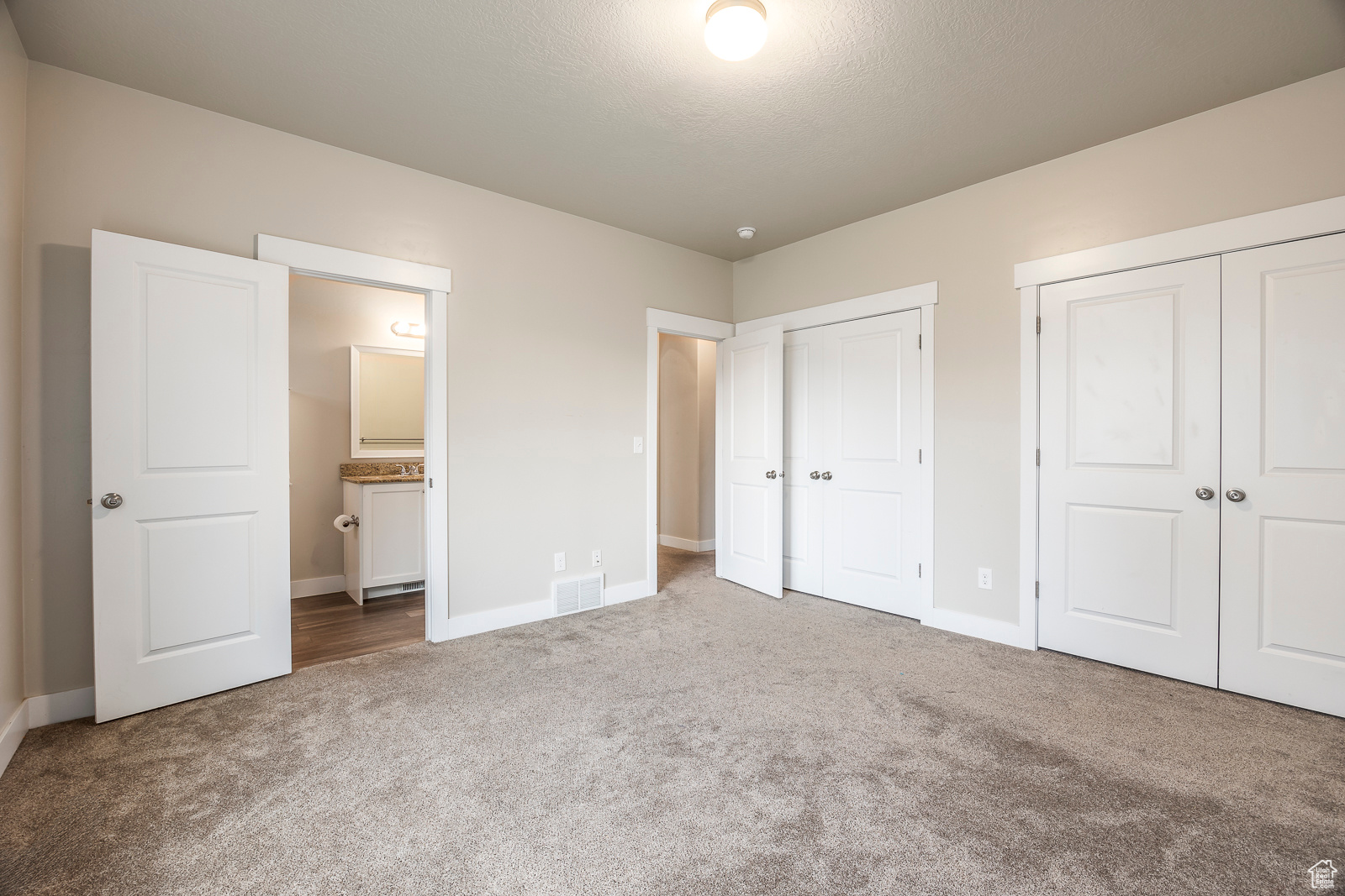 1772 E SKYLINE DR #L5