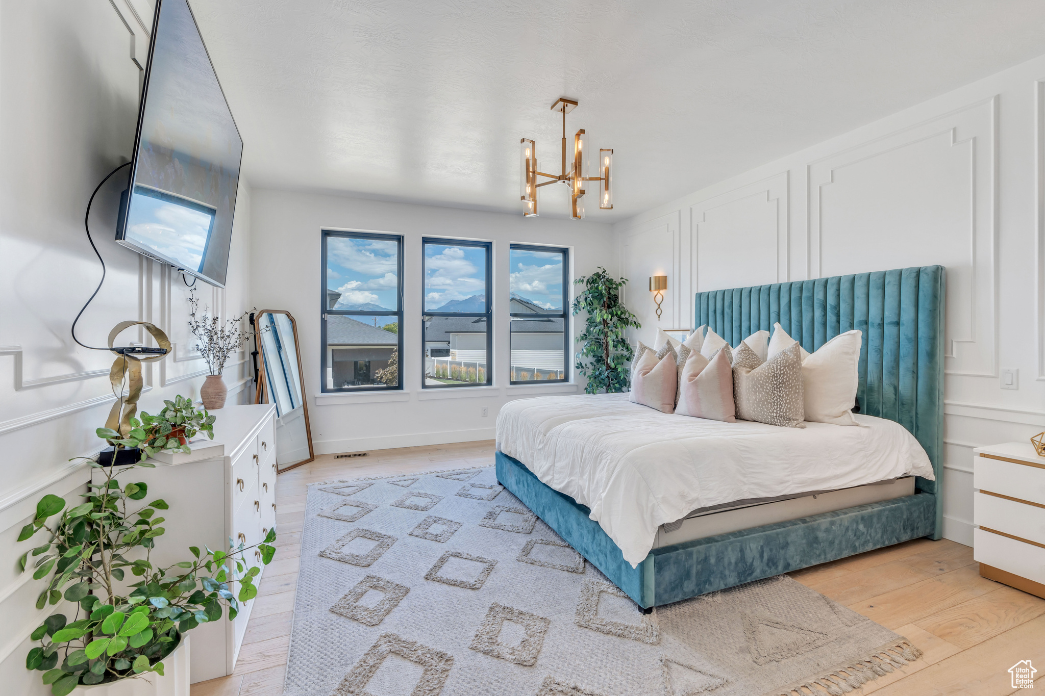 10873 S RETA VIEW CT