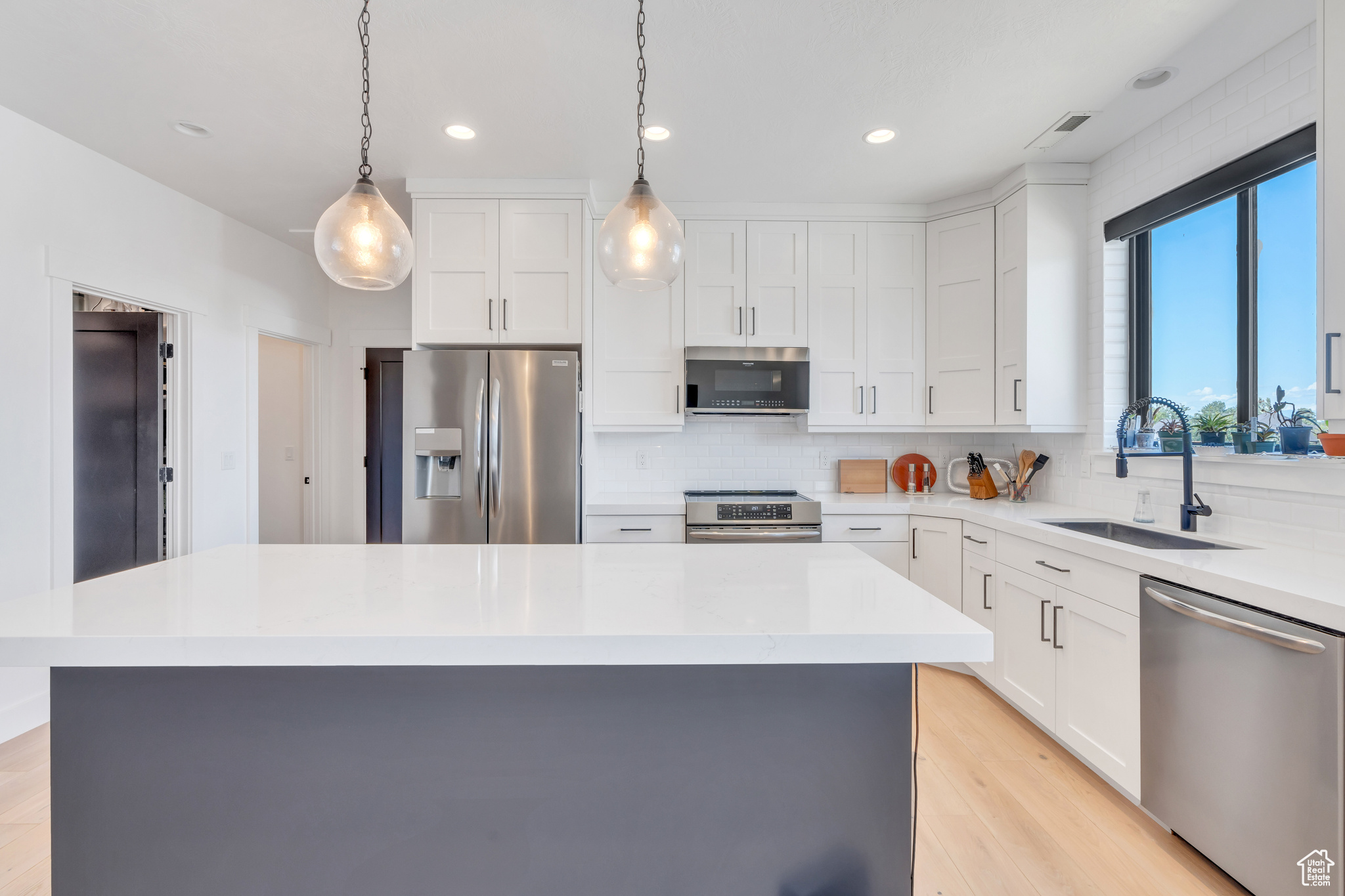 10873 S RETA VIEW CT