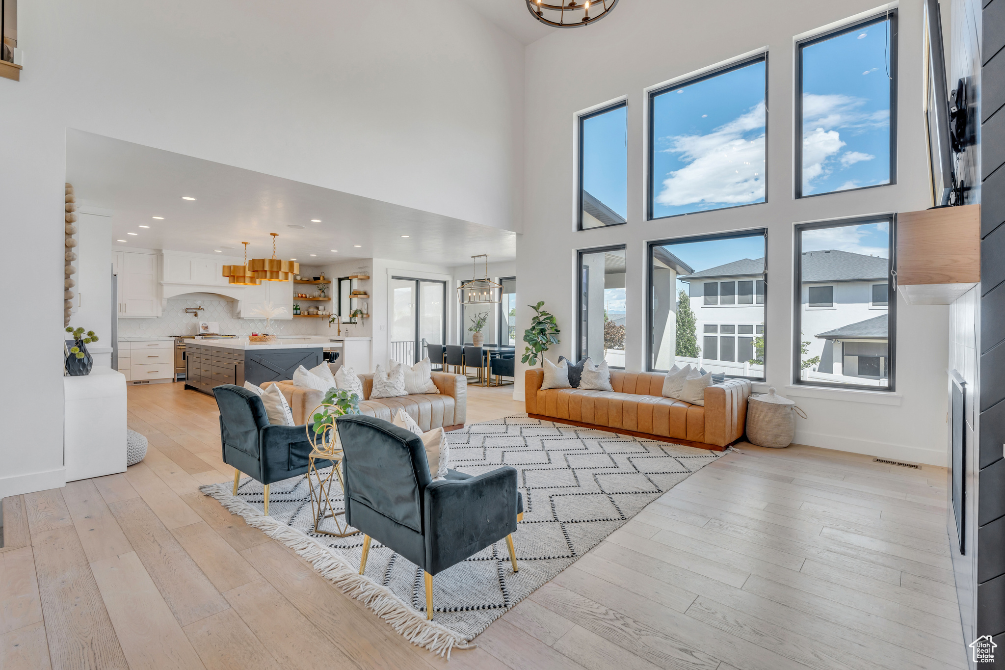 10873 S RETA VIEW CT