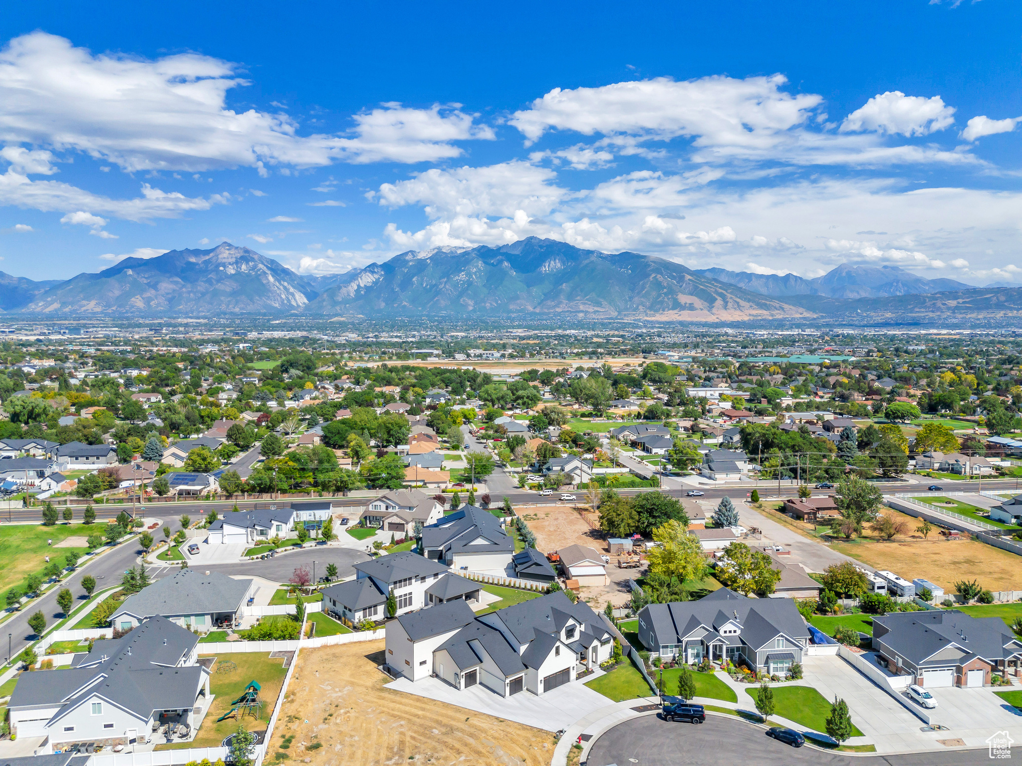 10873 S RETA VIEW CT
