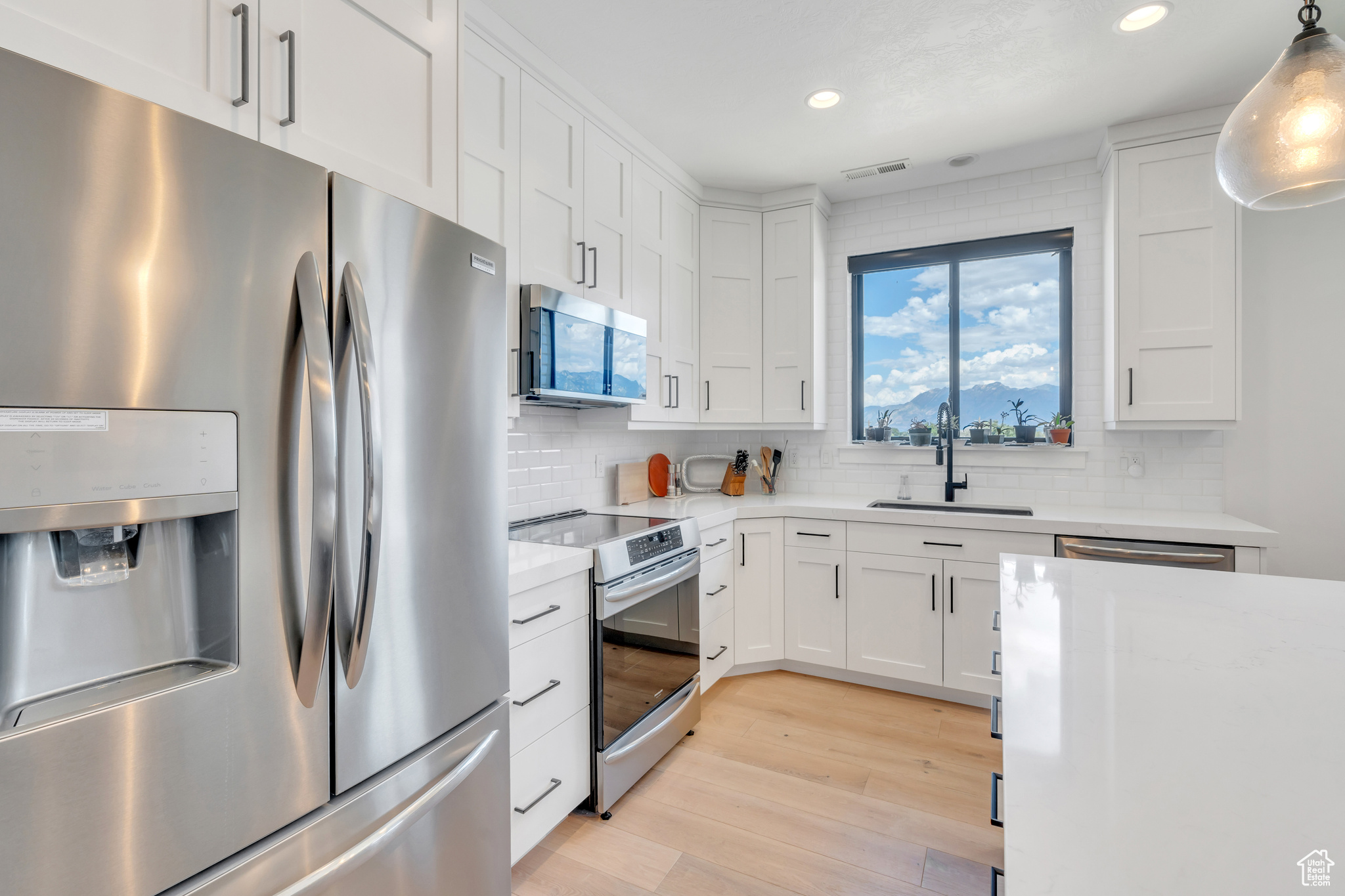 10873 S RETA VIEW CT
