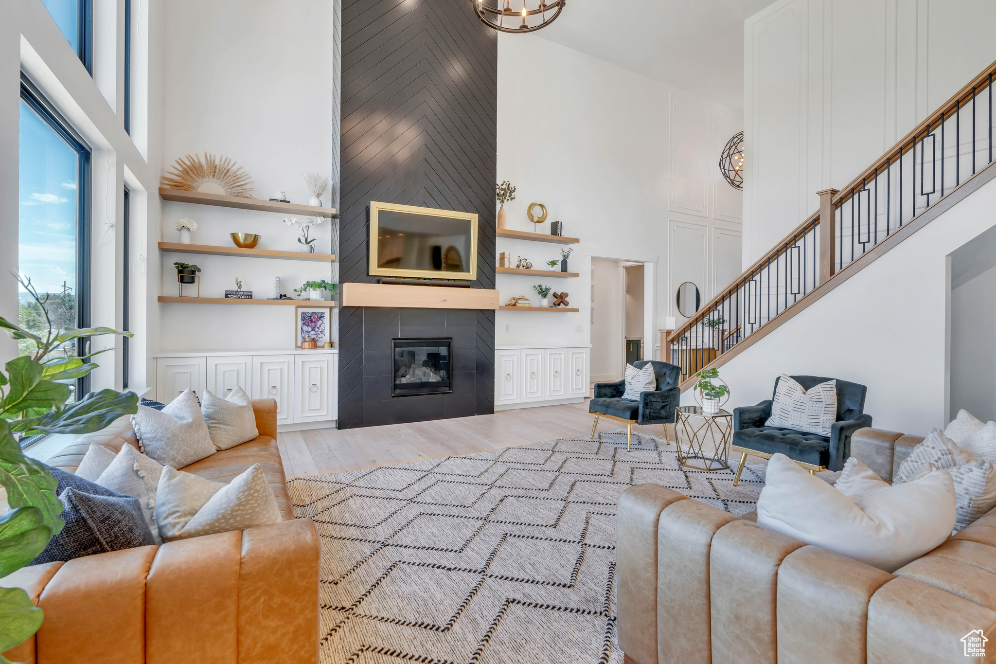 10873 S RETA VIEW CT