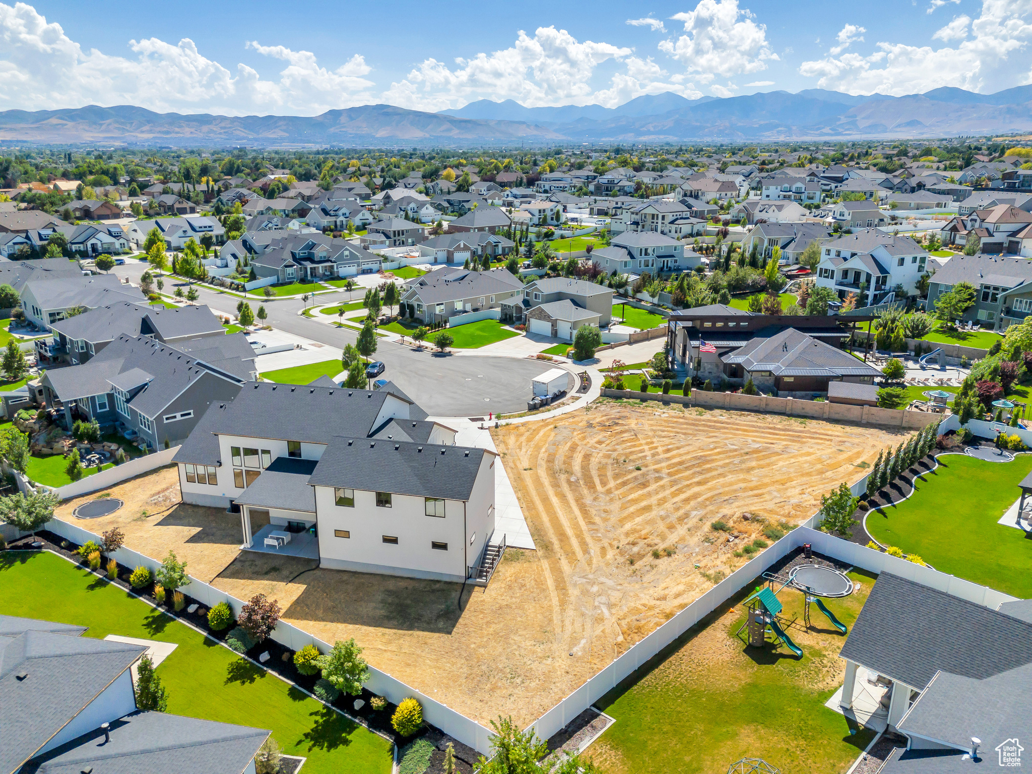 10873 S RETA VIEW CT