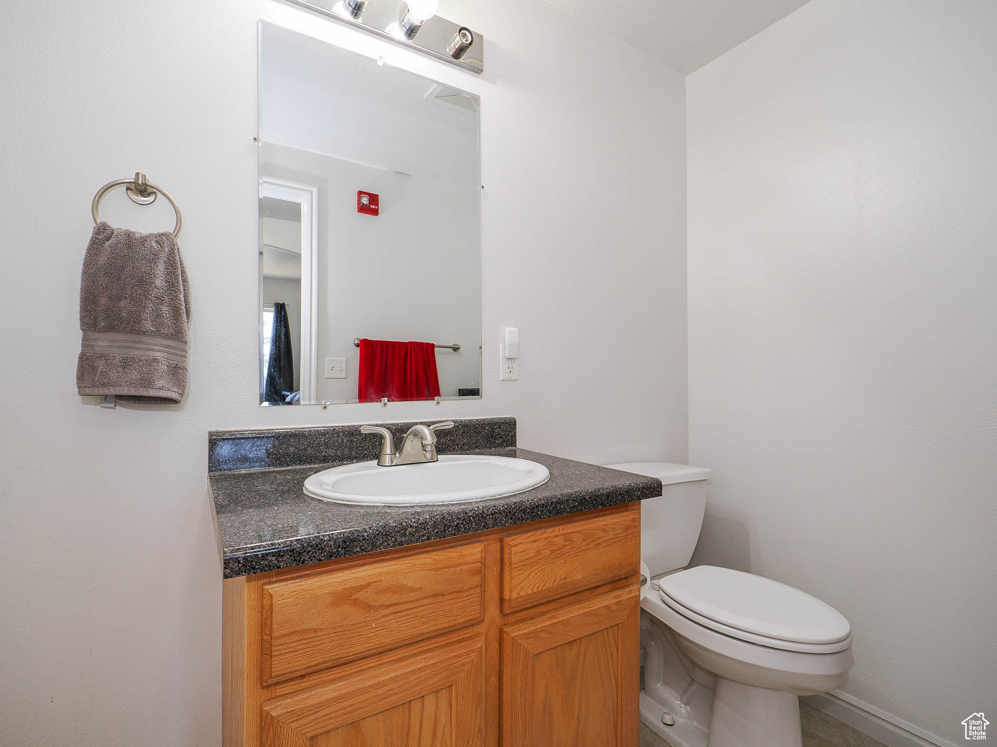 194 W ALBION VILLAGE WAY #103