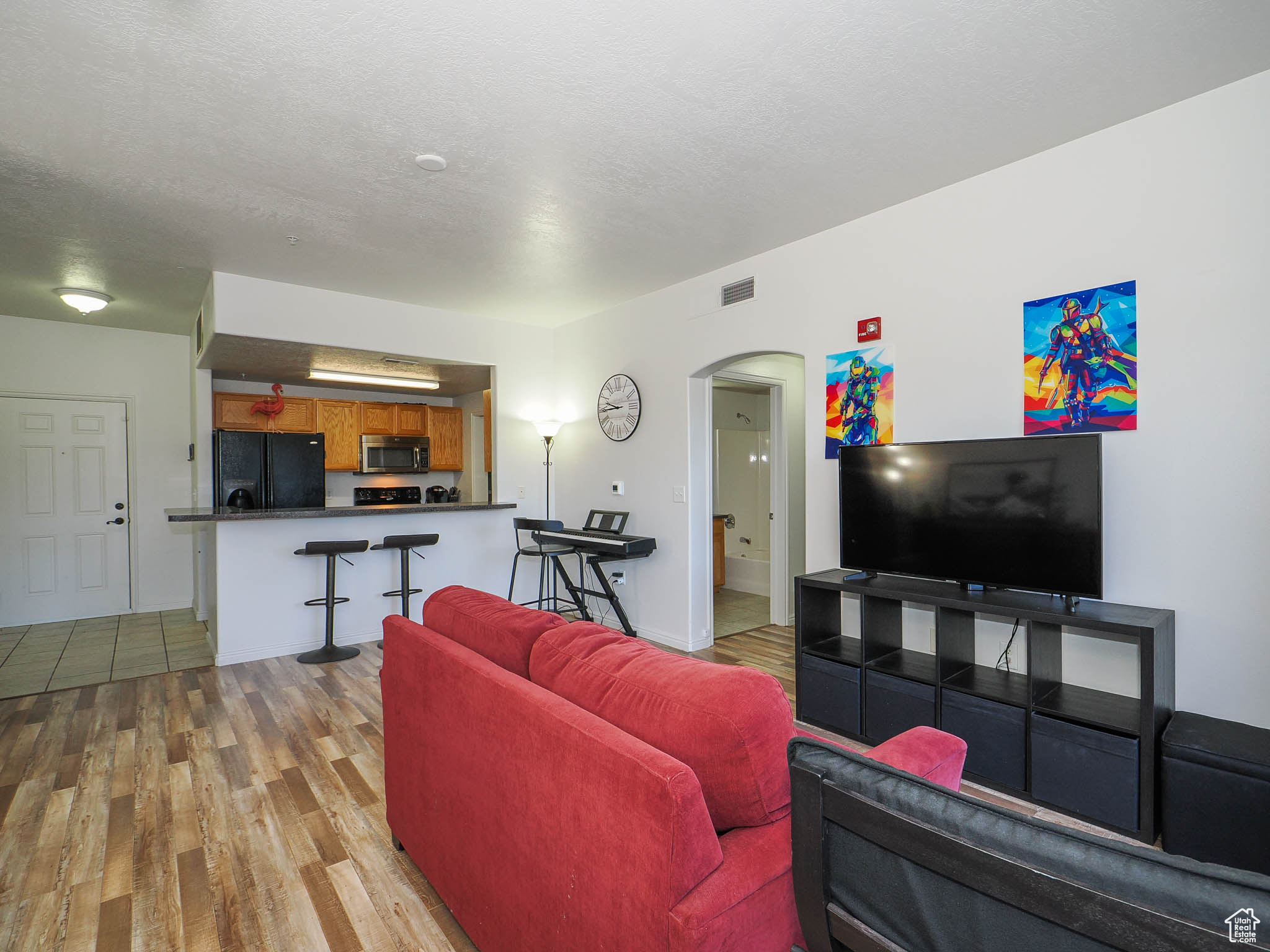 194 W ALBION VILLAGE WAY #103