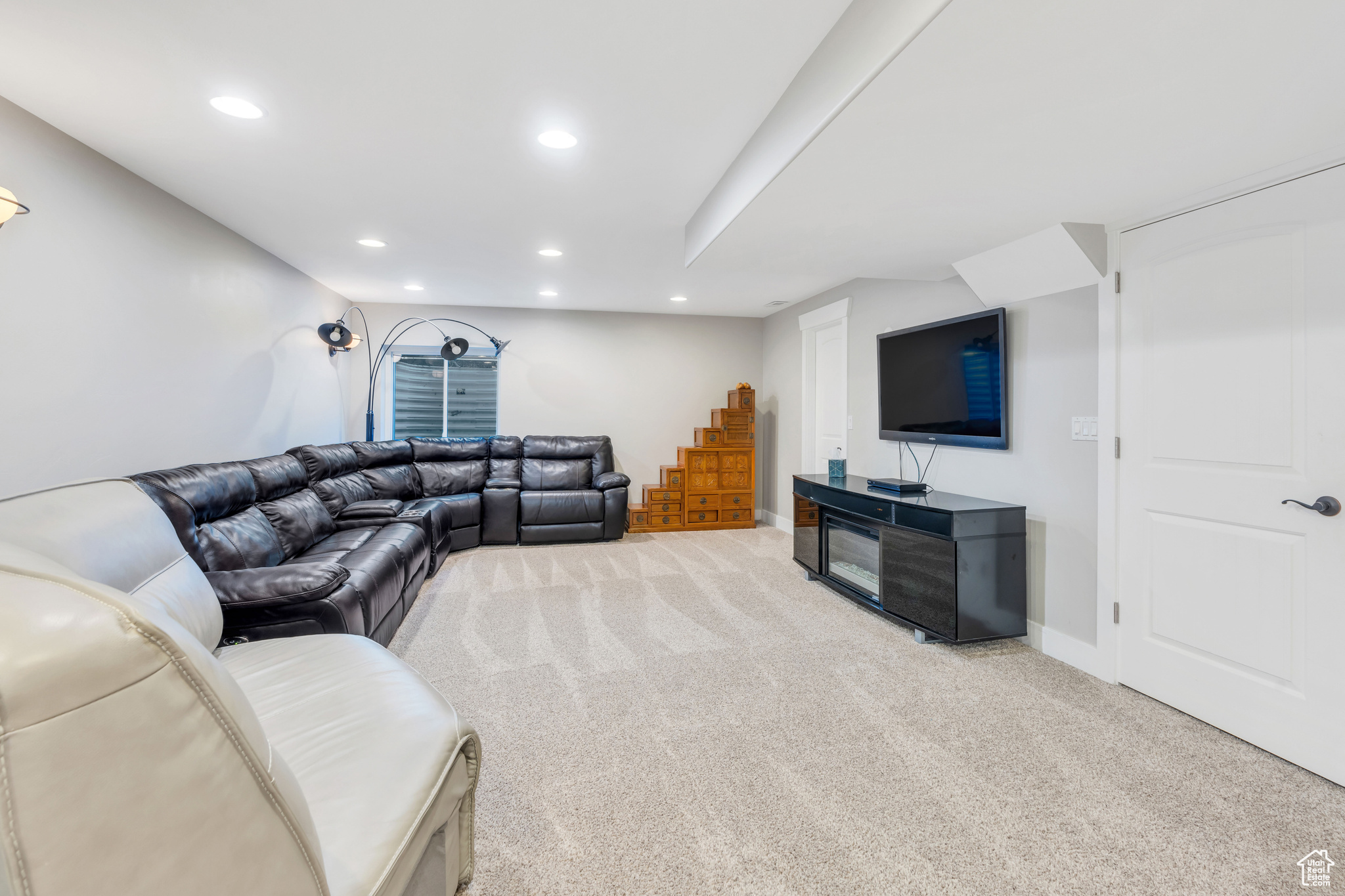 1521 N SILVERWOOD DR
