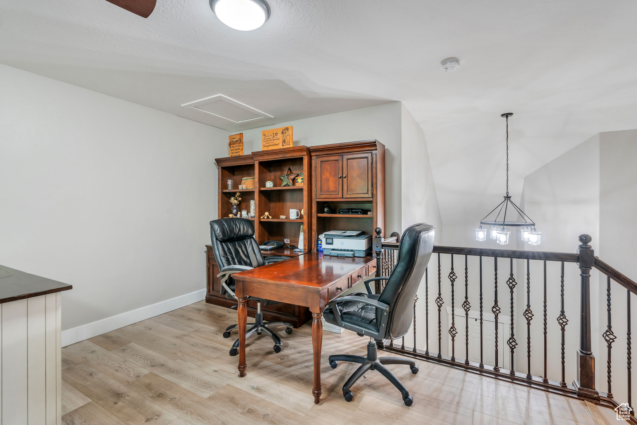 1521 N SILVERWOOD DR