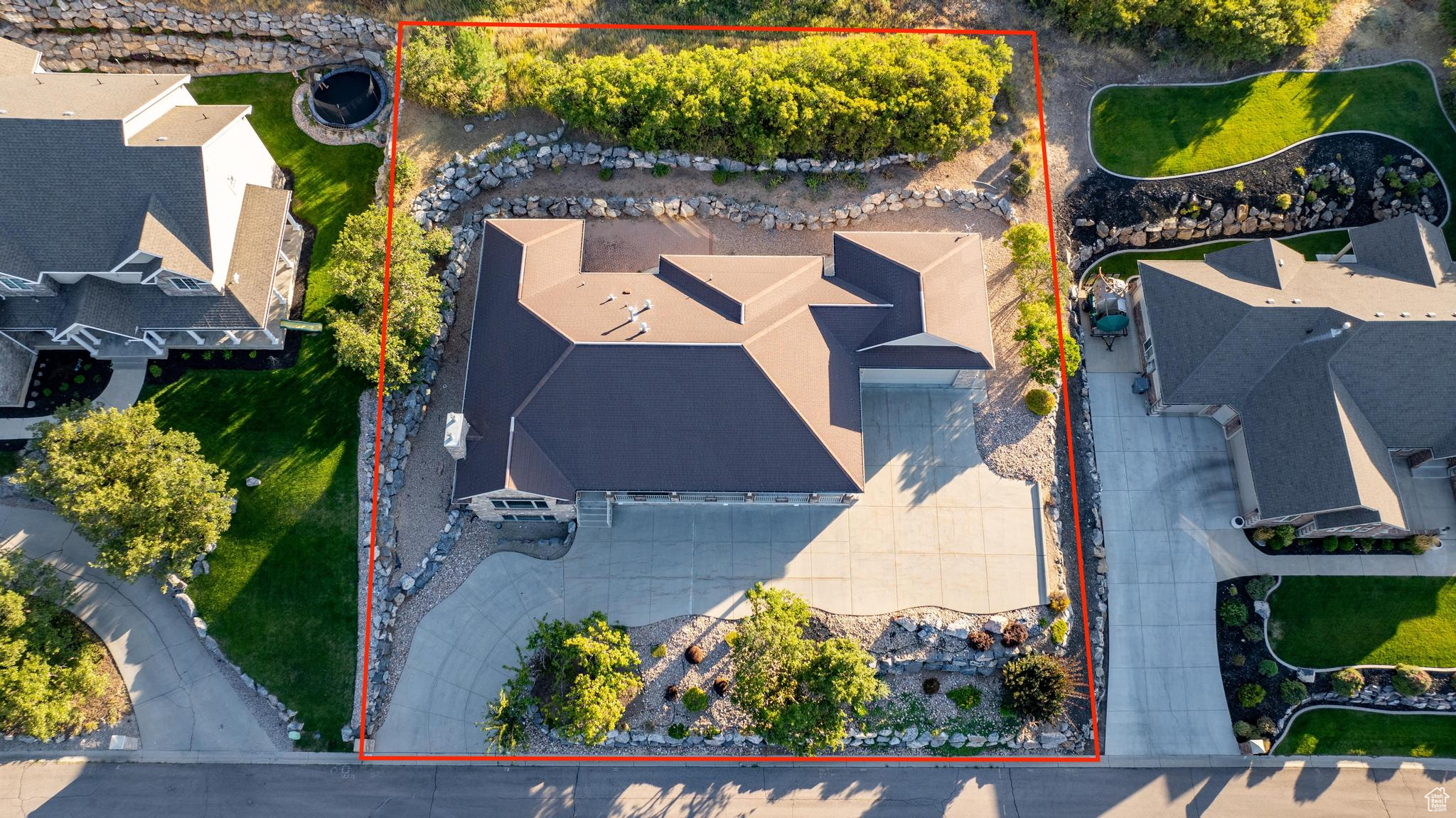 125 W SALEM HILLS DR.