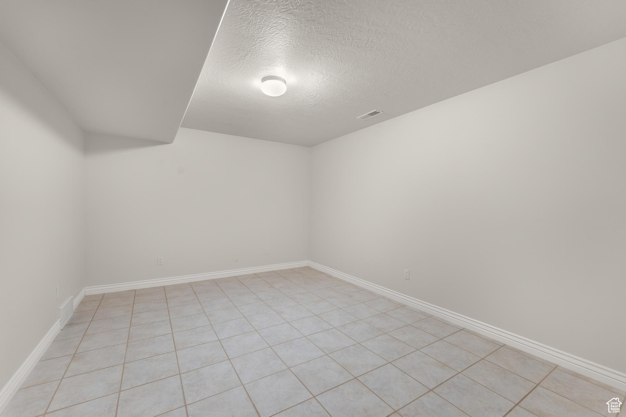 125 W SALEM HILLS DR.
