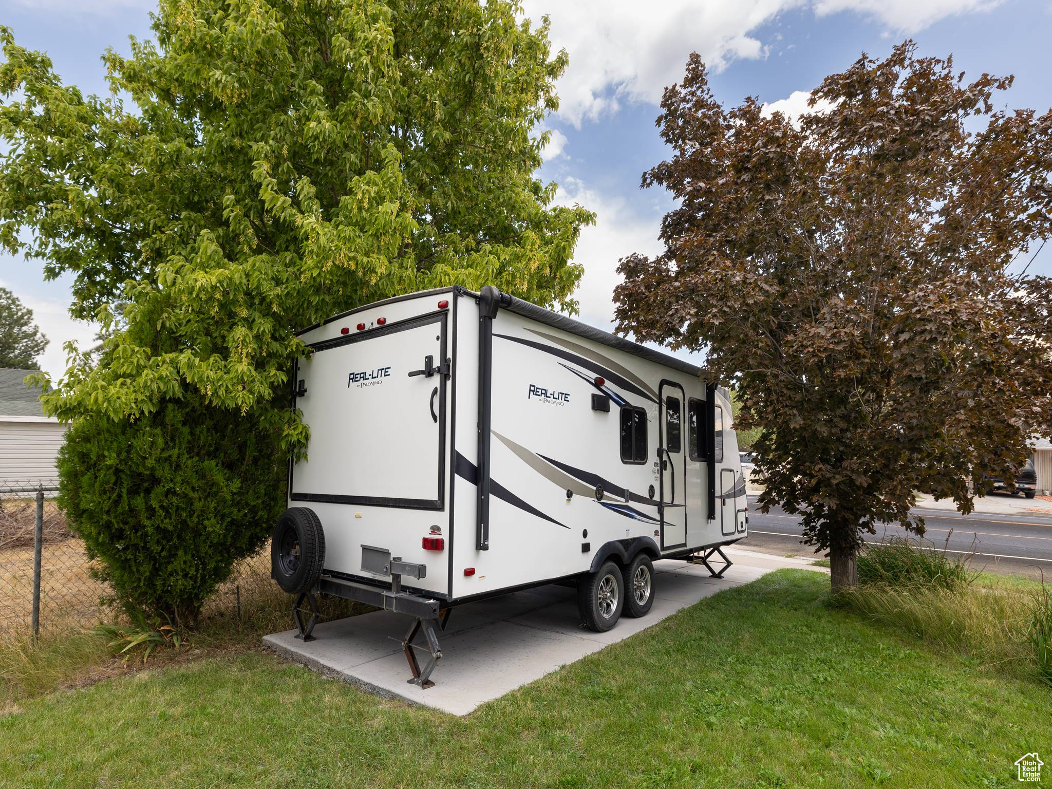 5806 S 4015 W
