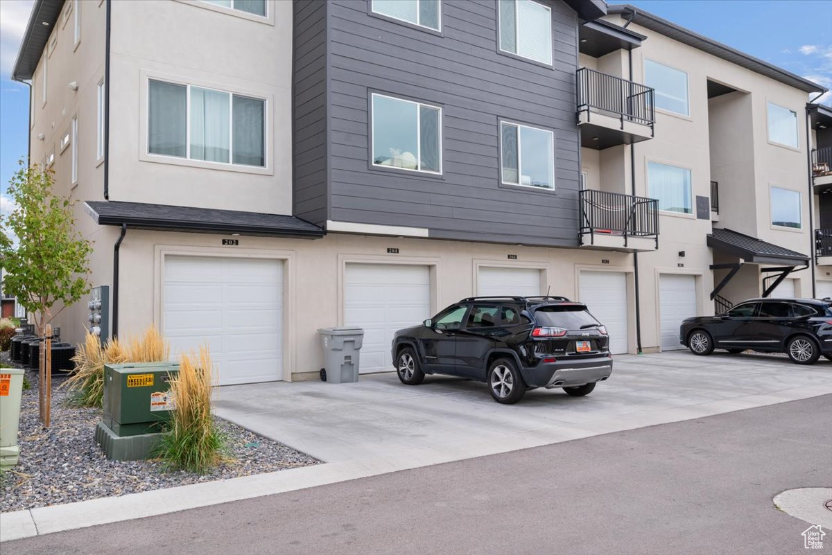 543 S 1020 W #202