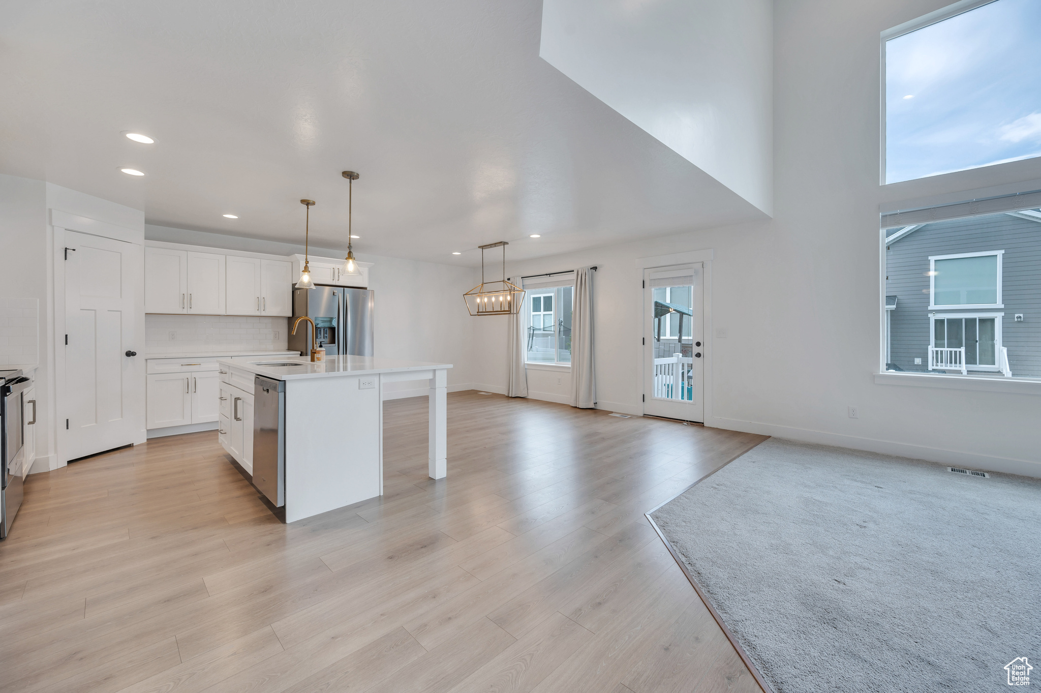 3956 W 1750 N