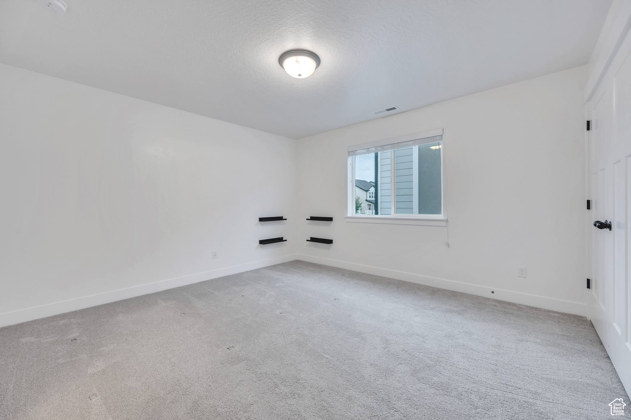 3956 W 1750 N