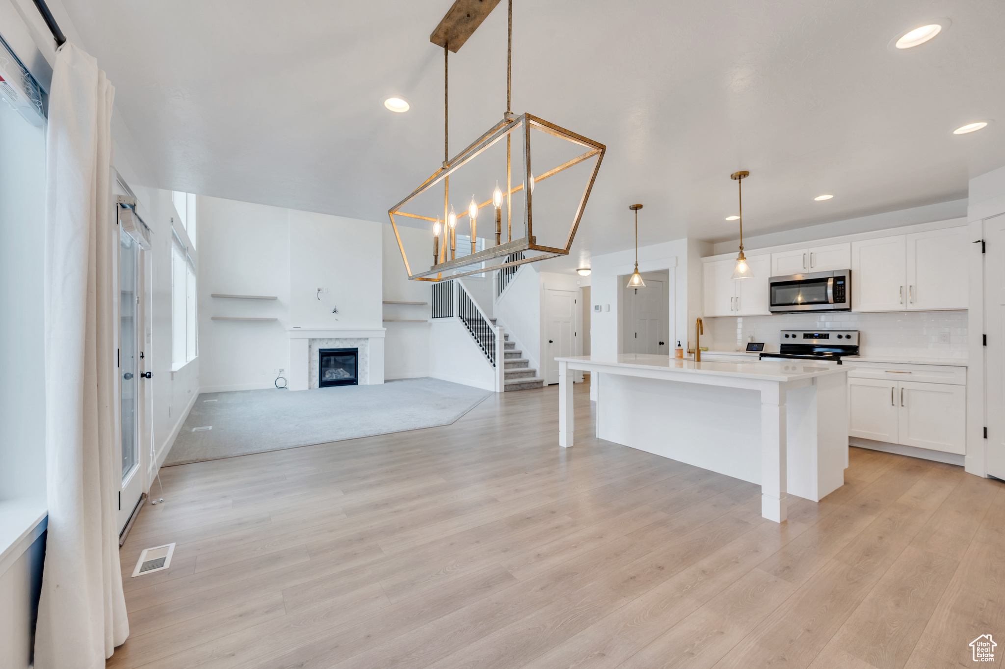 3956 W 1750 N
