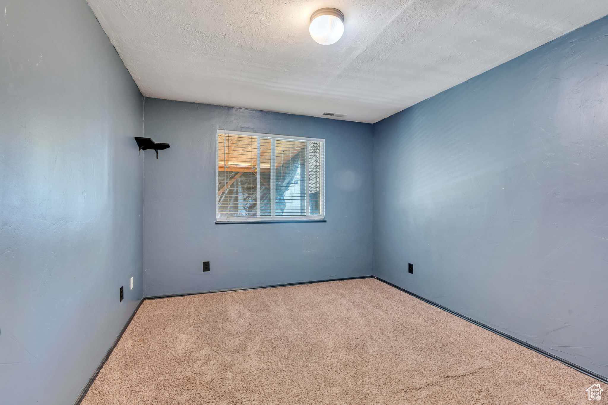5147 W WOOD VILLAGE CT