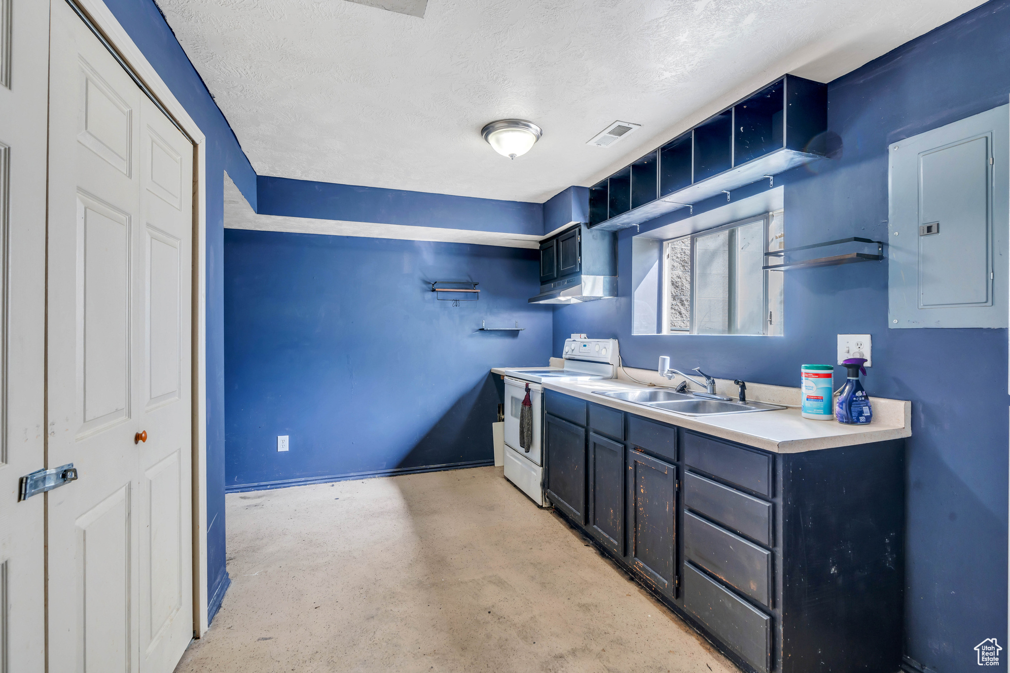 5147 W WOOD VILLAGE CT