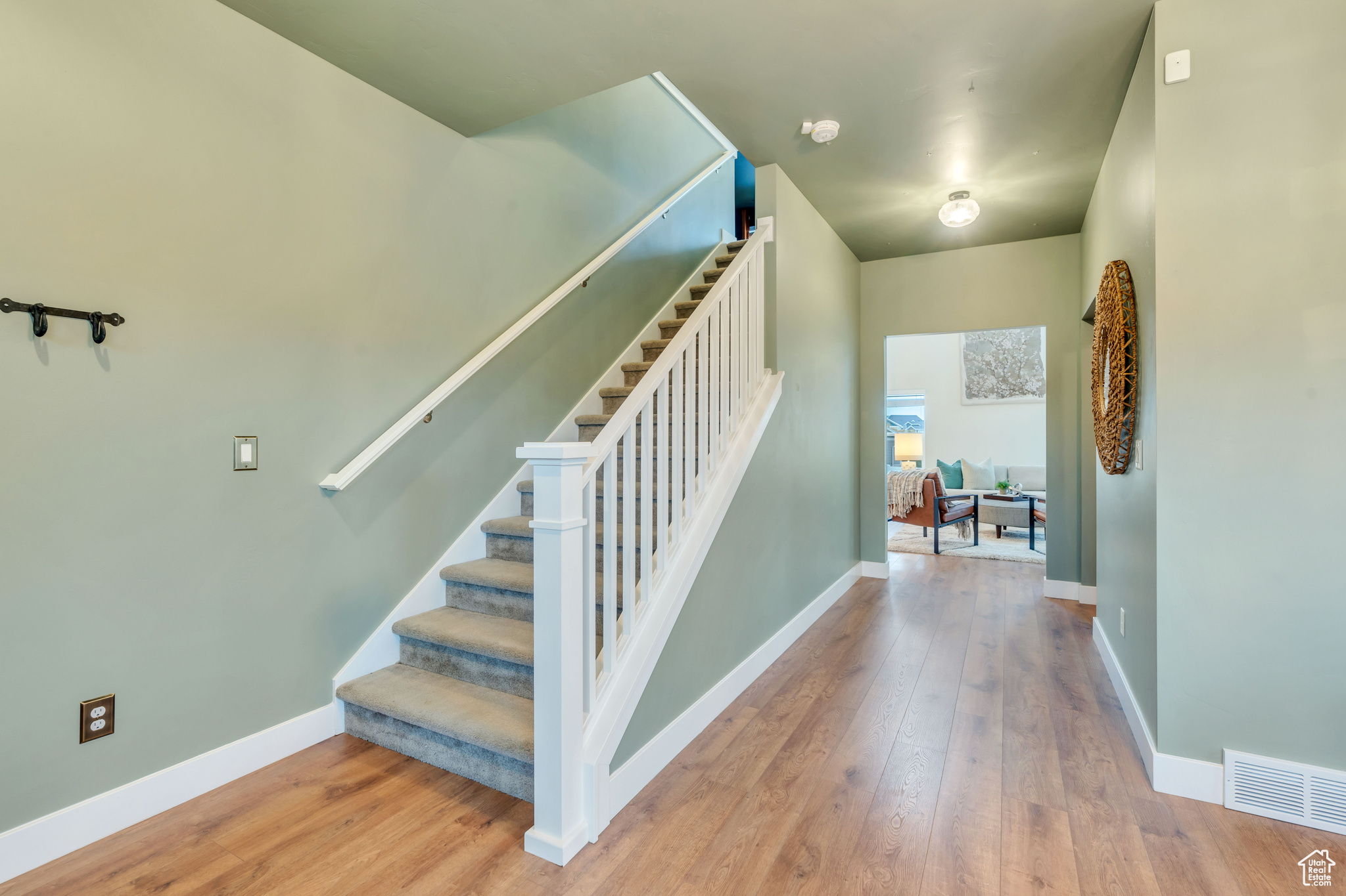 7637 S CASSIELLE LN