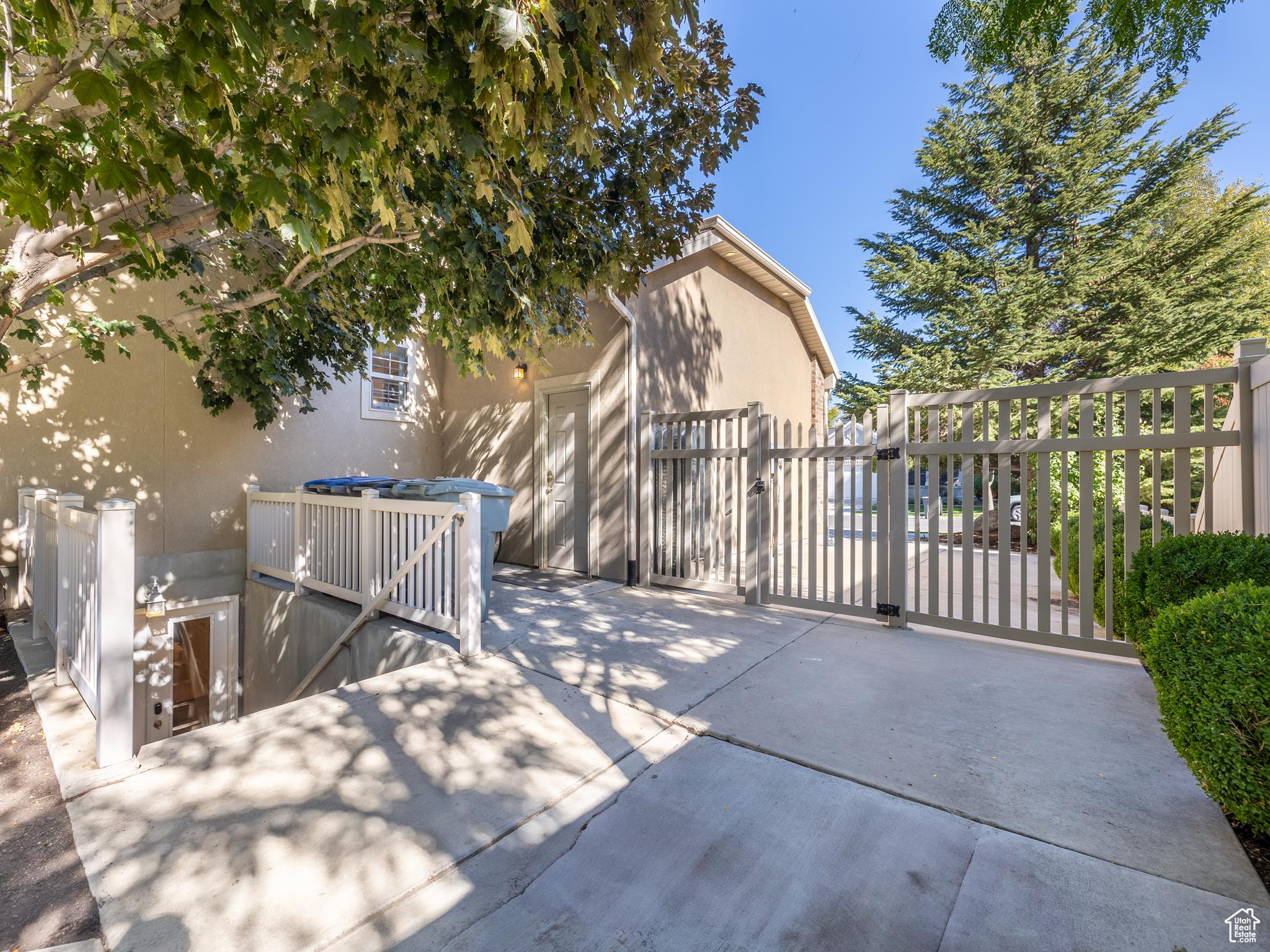 11182 S BELMONT HILLS PL